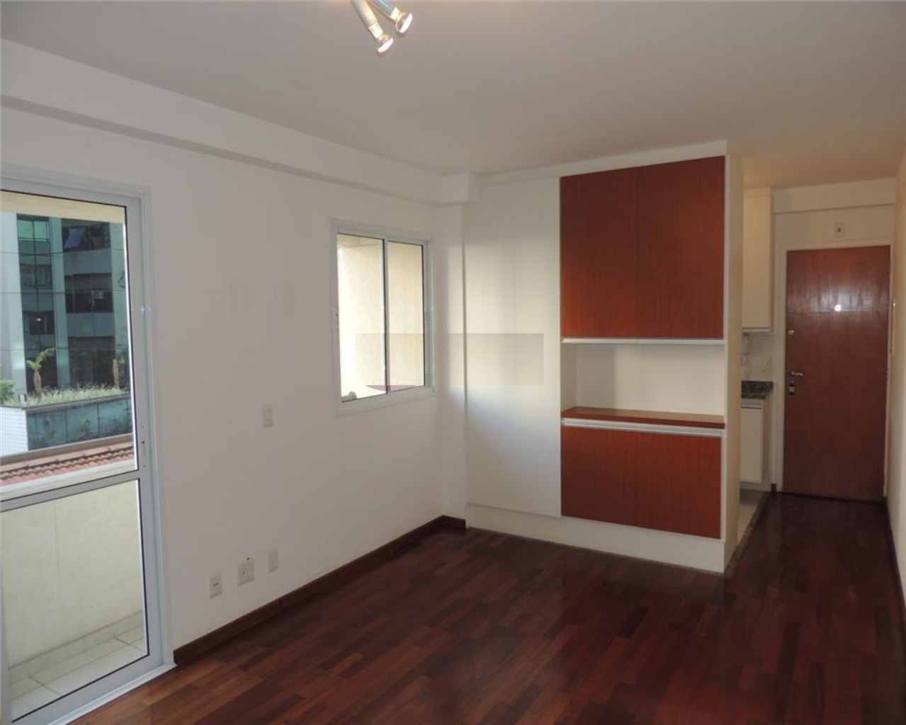 Apartamento para alugar com 2 quartos, 58m² - Foto 4