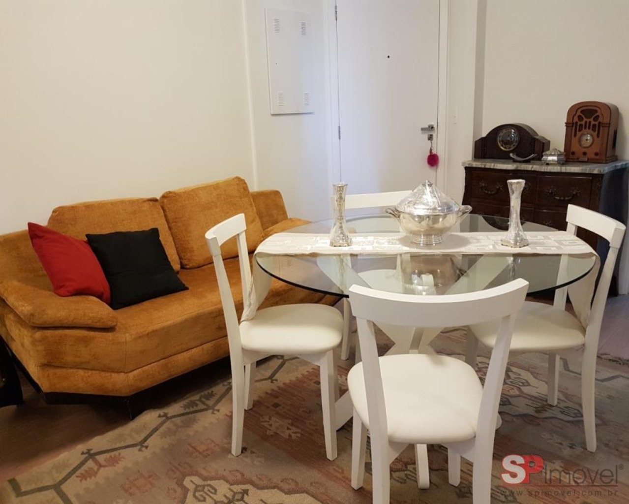 Apartamento à venda com 2 quartos, 75m² - Foto 8