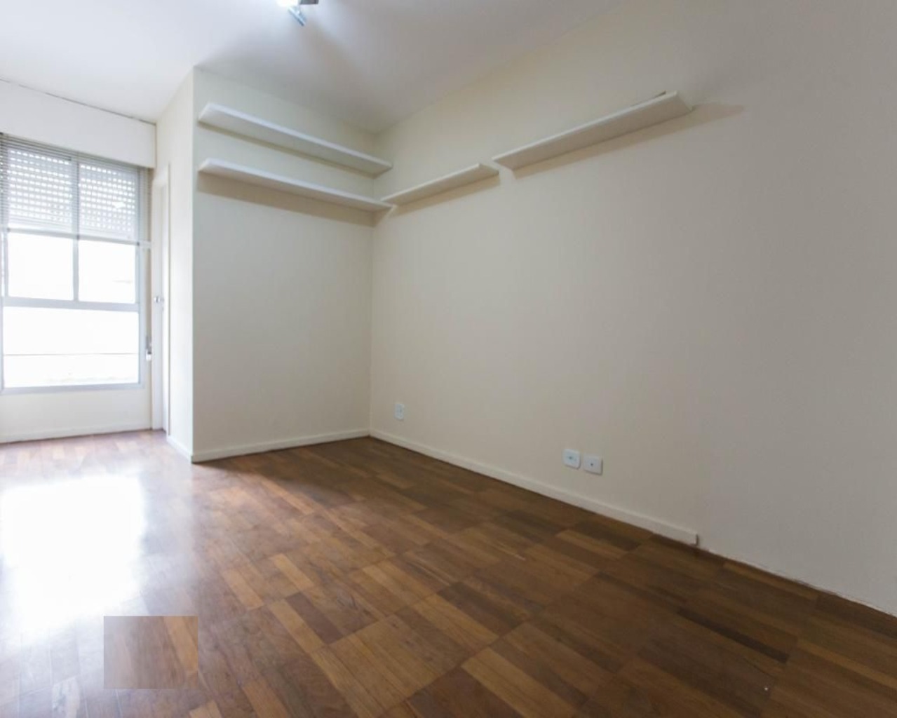 Apartamento para alugar com 3 quartos, 150m² - Foto 11