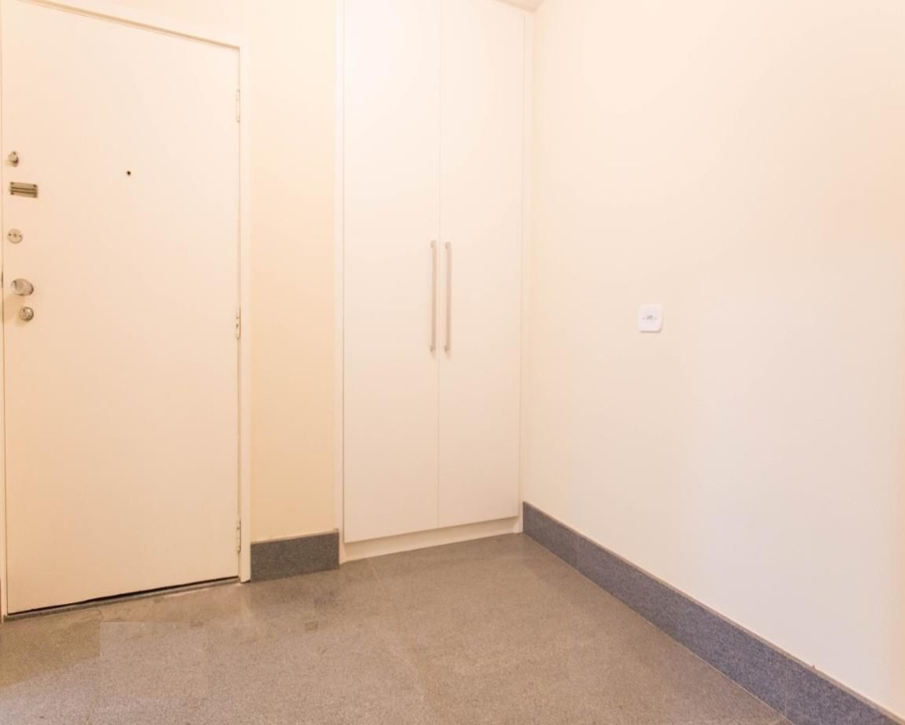 Apartamento para alugar com 3 quartos, 150m² - Foto 26