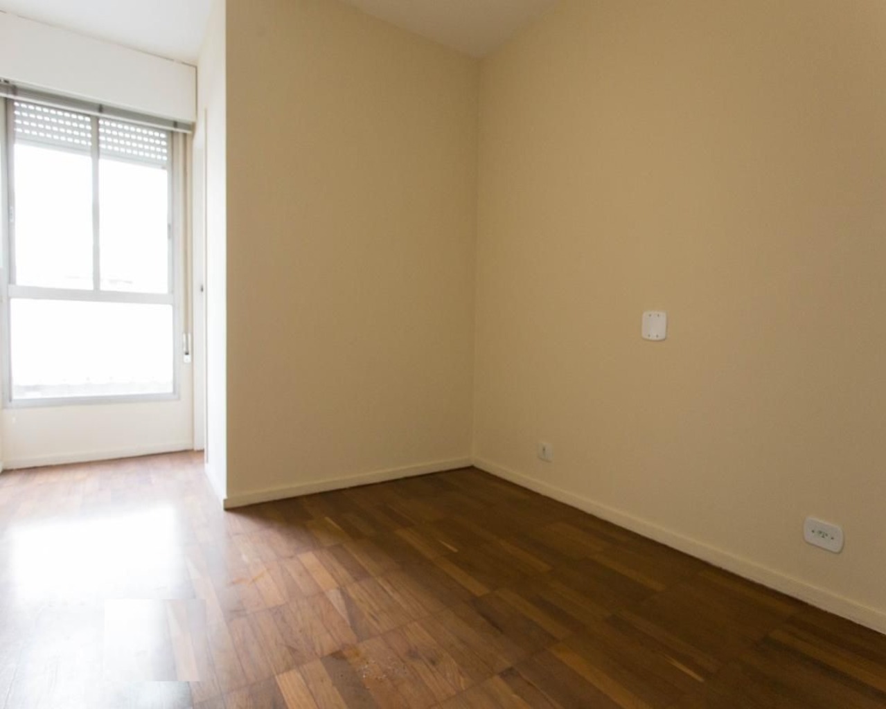 Apartamento para alugar com 3 quartos, 150m² - Foto 28