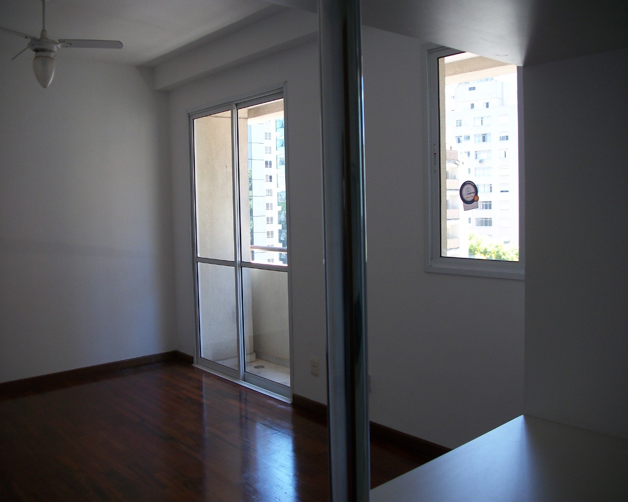 Apartamento para alugar com 2 quartos, 58m² - Foto 13