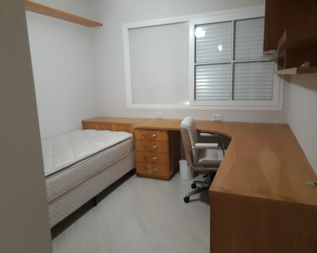 Apartamento para alugar com 3 quartos, 130m² - Foto 8