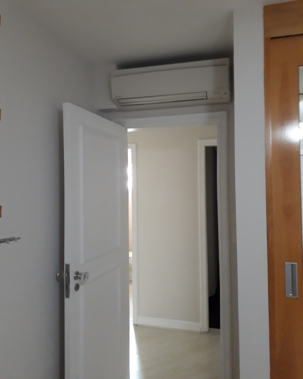 Apartamento para alugar com 3 quartos, 130m² - Foto 12