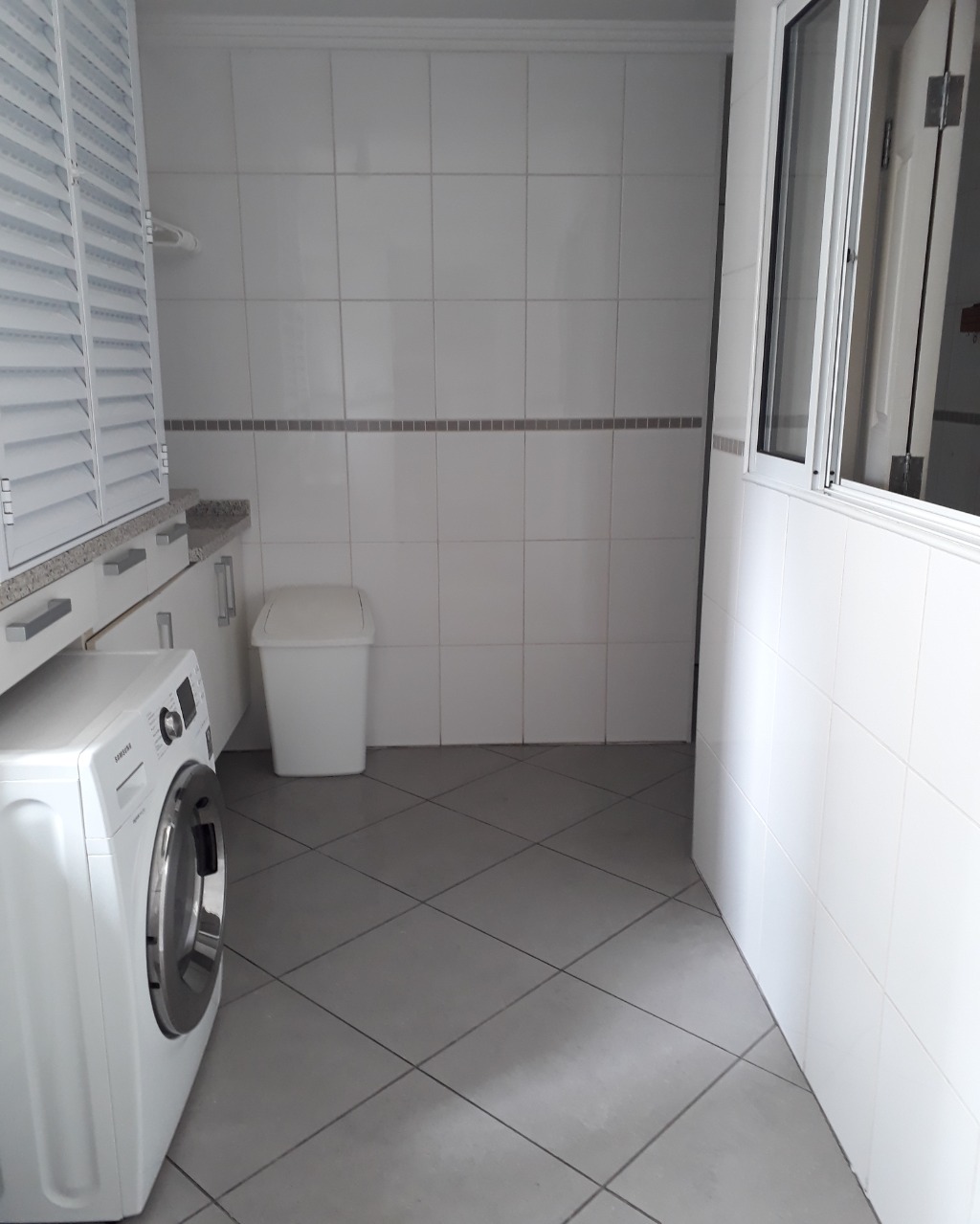 Apartamento para alugar com 3 quartos, 130m² - Foto 45