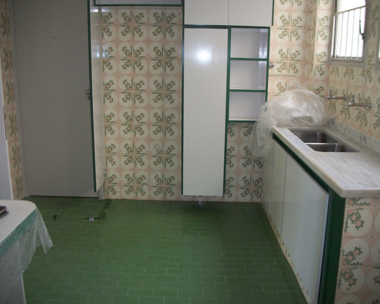 Apartamento para alugar com 3 quartos, 110m² - Foto 7