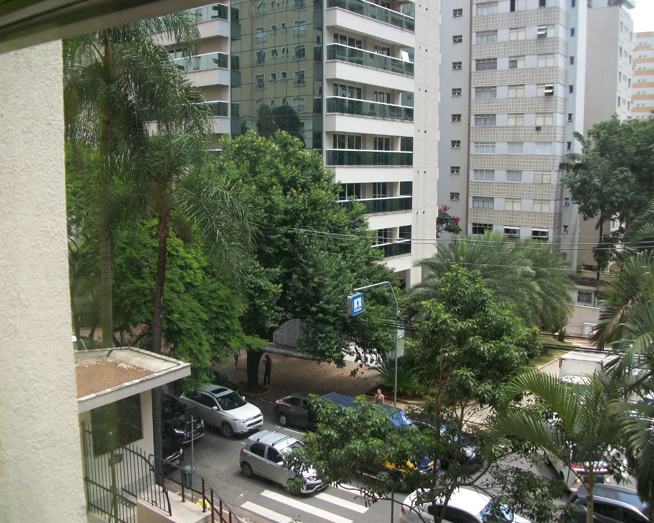 Apartamento para alugar com 3 quartos, 110m² - Foto 12