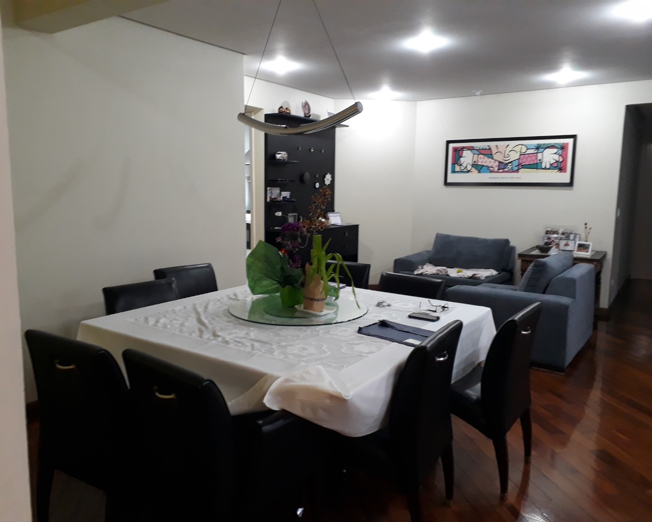 Apartamento à venda com 3 quartos, 220m² - Foto 2