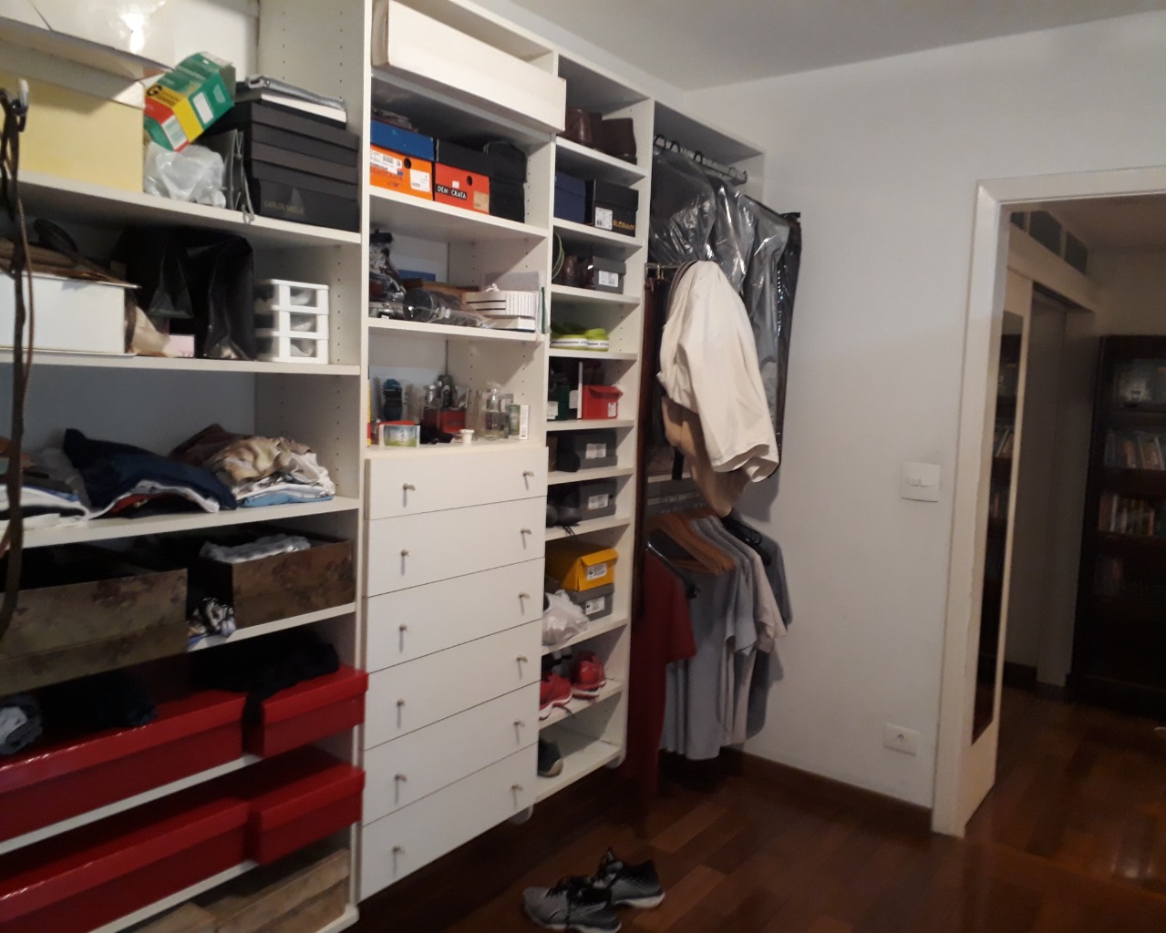 Apartamento à venda com 3 quartos, 220m² - Foto 27