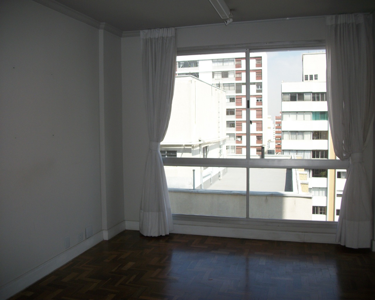 Apartamento para alugar com 2 quartos, 110m² - Foto 1