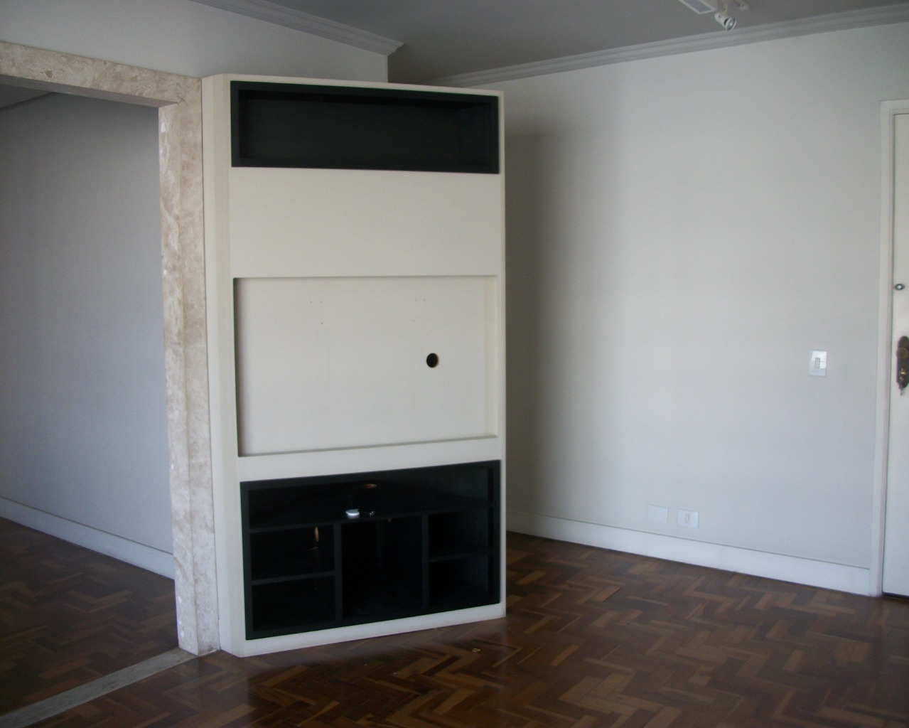 Apartamento para alugar com 2 quartos, 110m² - Foto 4