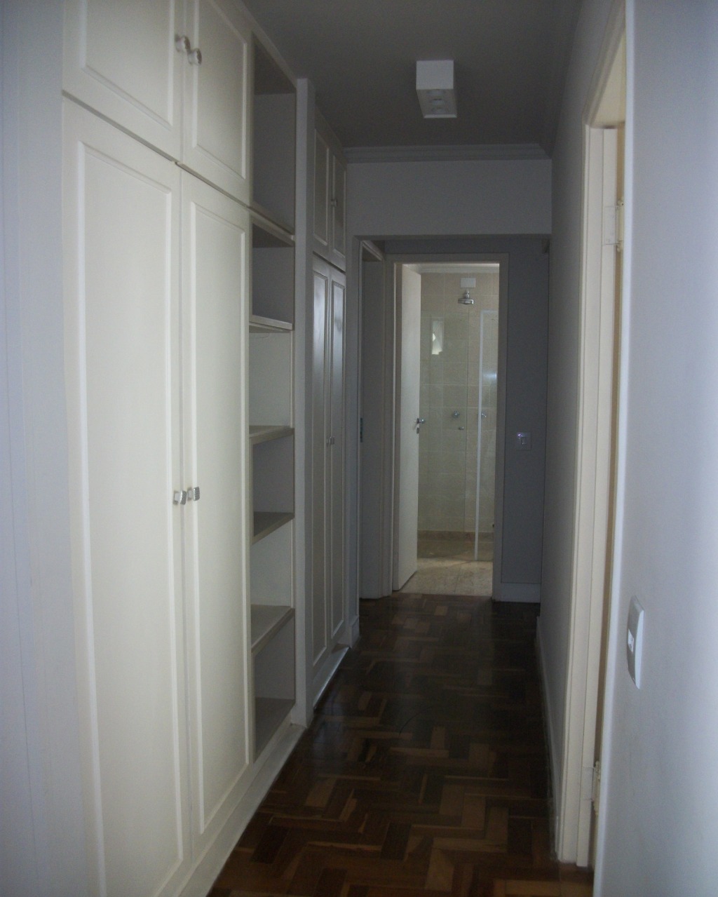 Apartamento para alugar com 2 quartos, 110m² - Foto 6