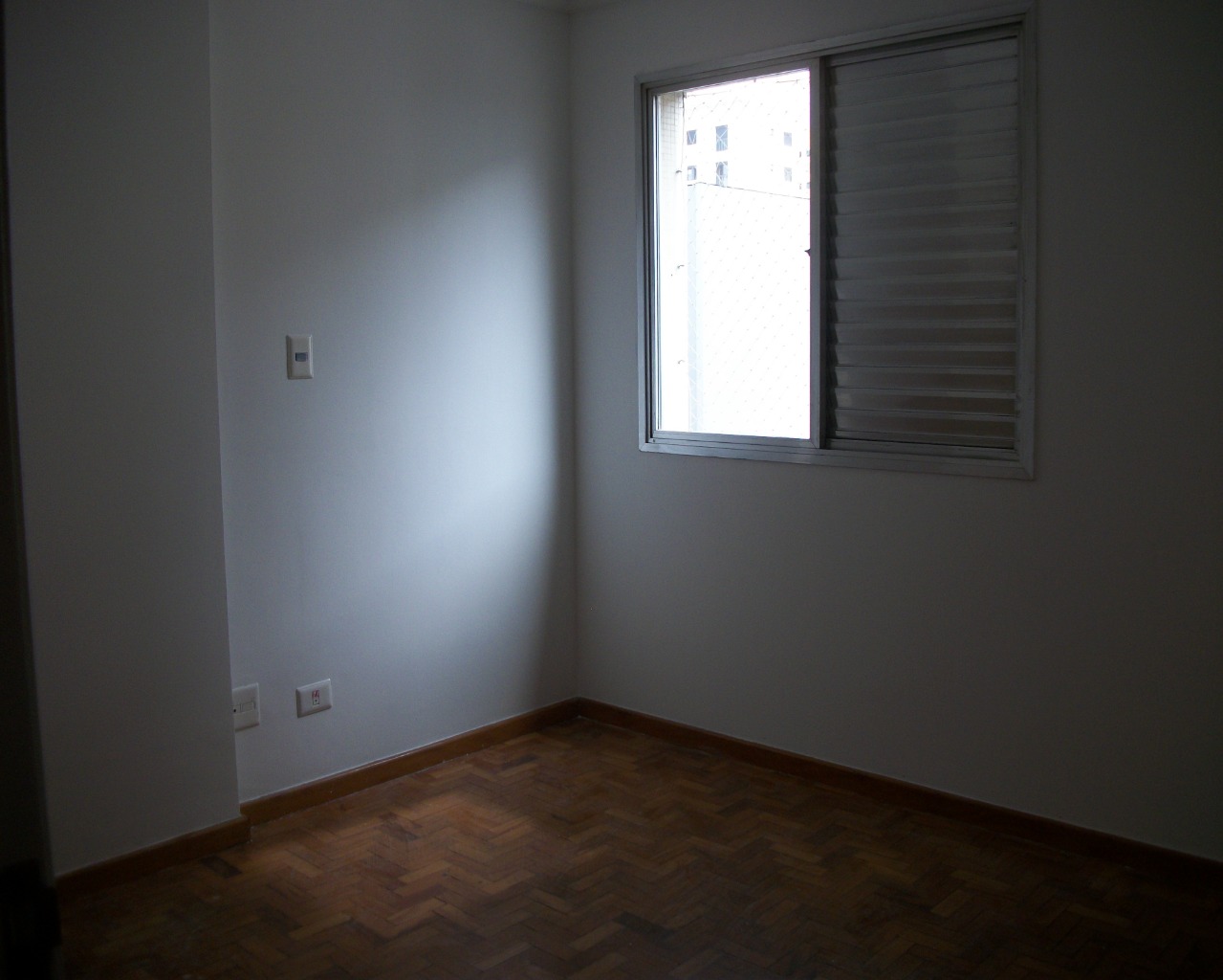 Apartamento para alugar com 3 quartos, 110m² - Foto 6