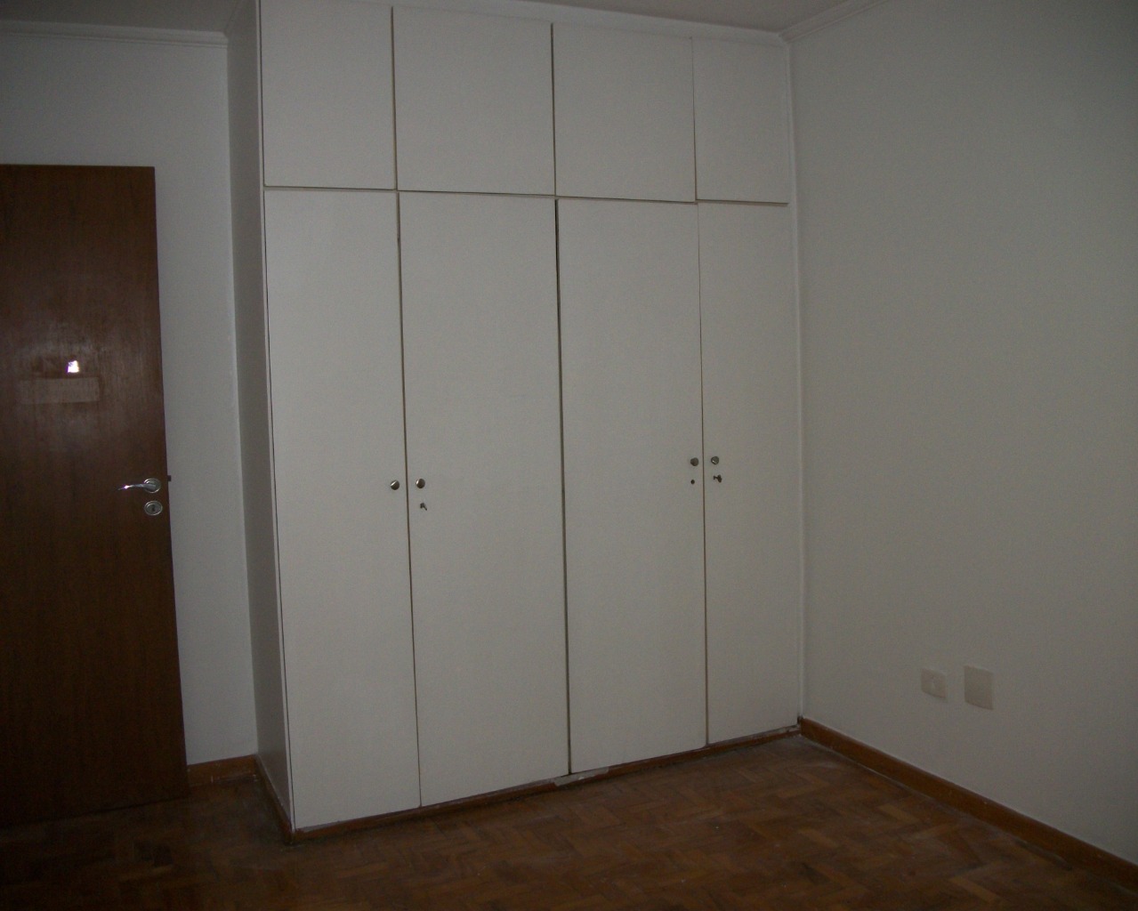 Apartamento para alugar com 3 quartos, 110m² - Foto 9