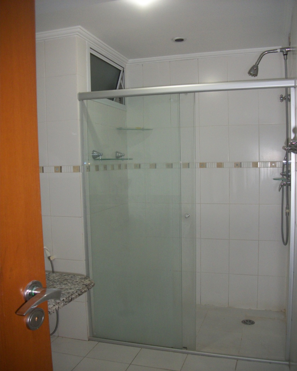 Apartamento para alugar com 3 quartos, 110m² - Foto 12