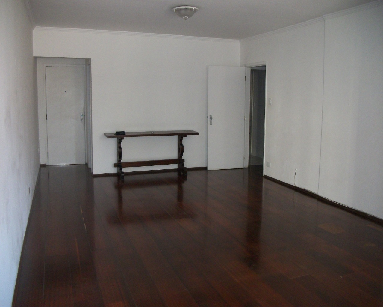 Apartamento para alugar com 2 quartos, 110m² - Foto 6