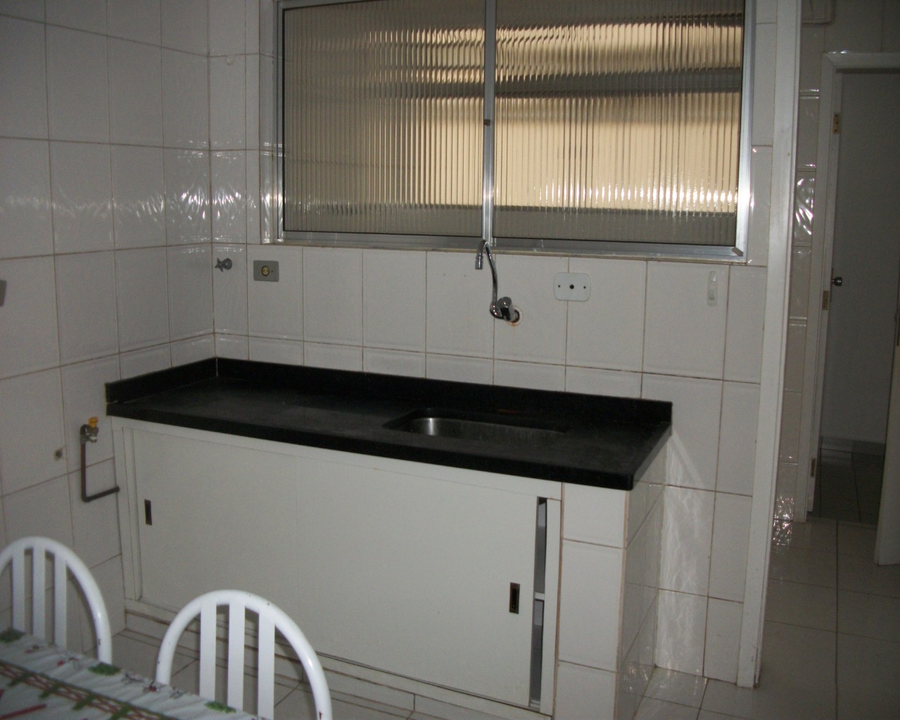 Apartamento para alugar com 2 quartos, 110m² - Foto 8