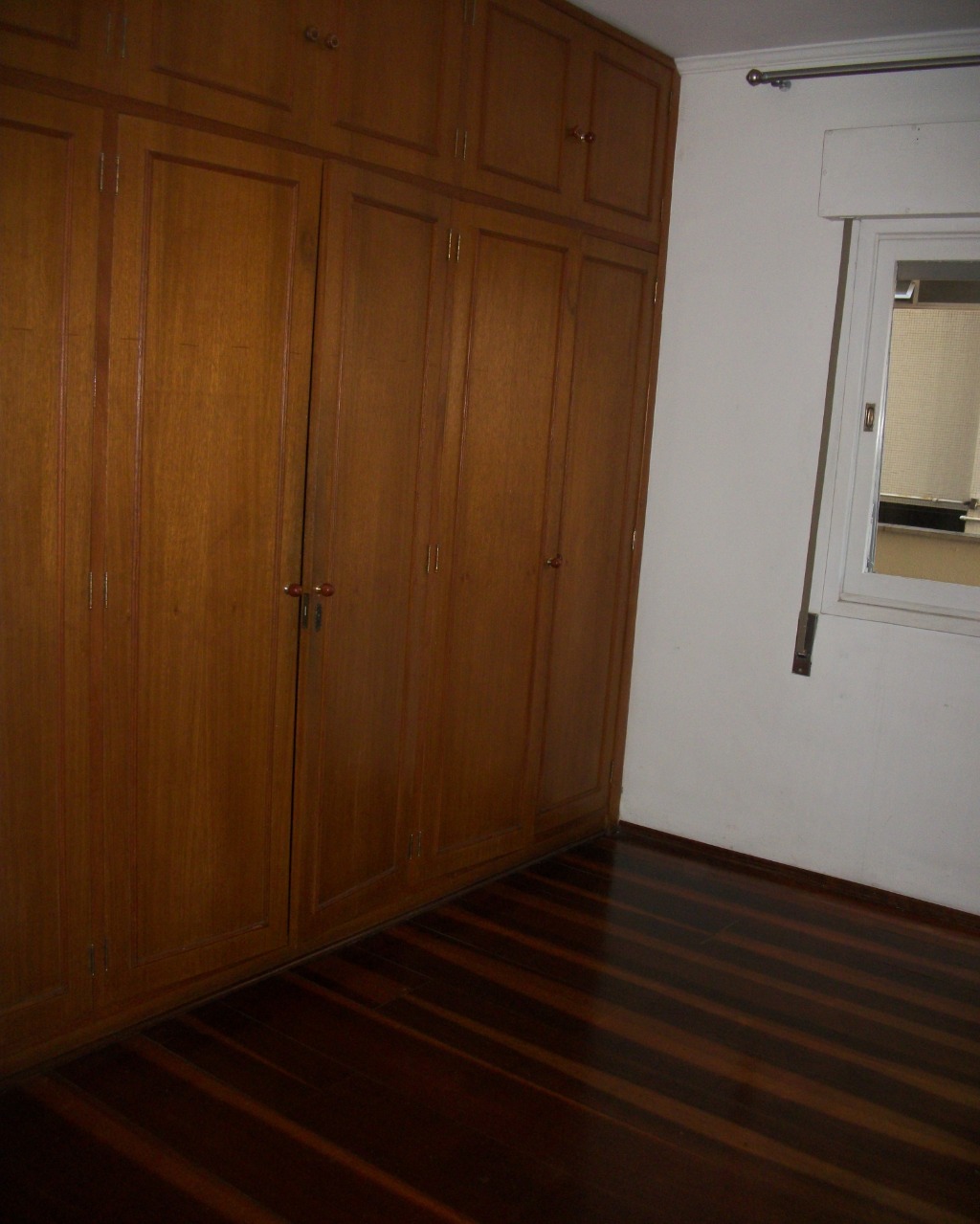 Apartamento para alugar com 2 quartos, 110m² - Foto 15