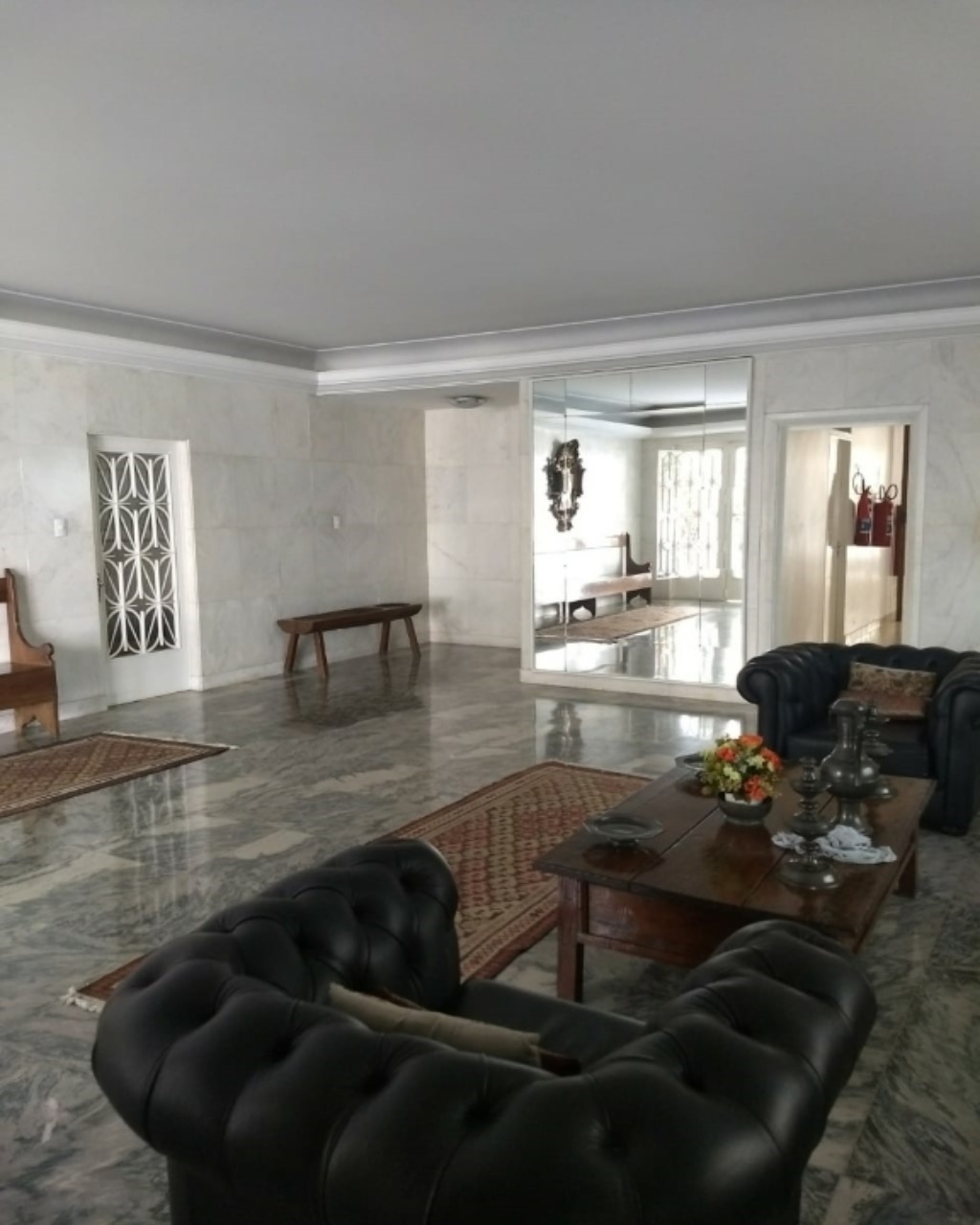 Apartamento à venda com 4 quartos, 440m² - Foto 2