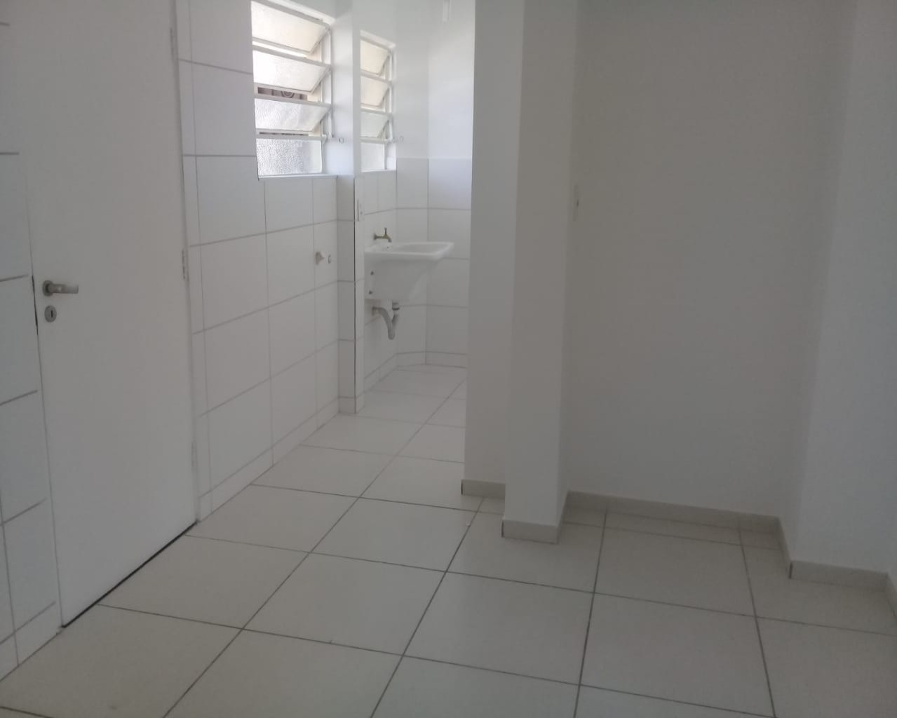 Apartamento para alugar com 2 quartos, 89m² - Foto 9