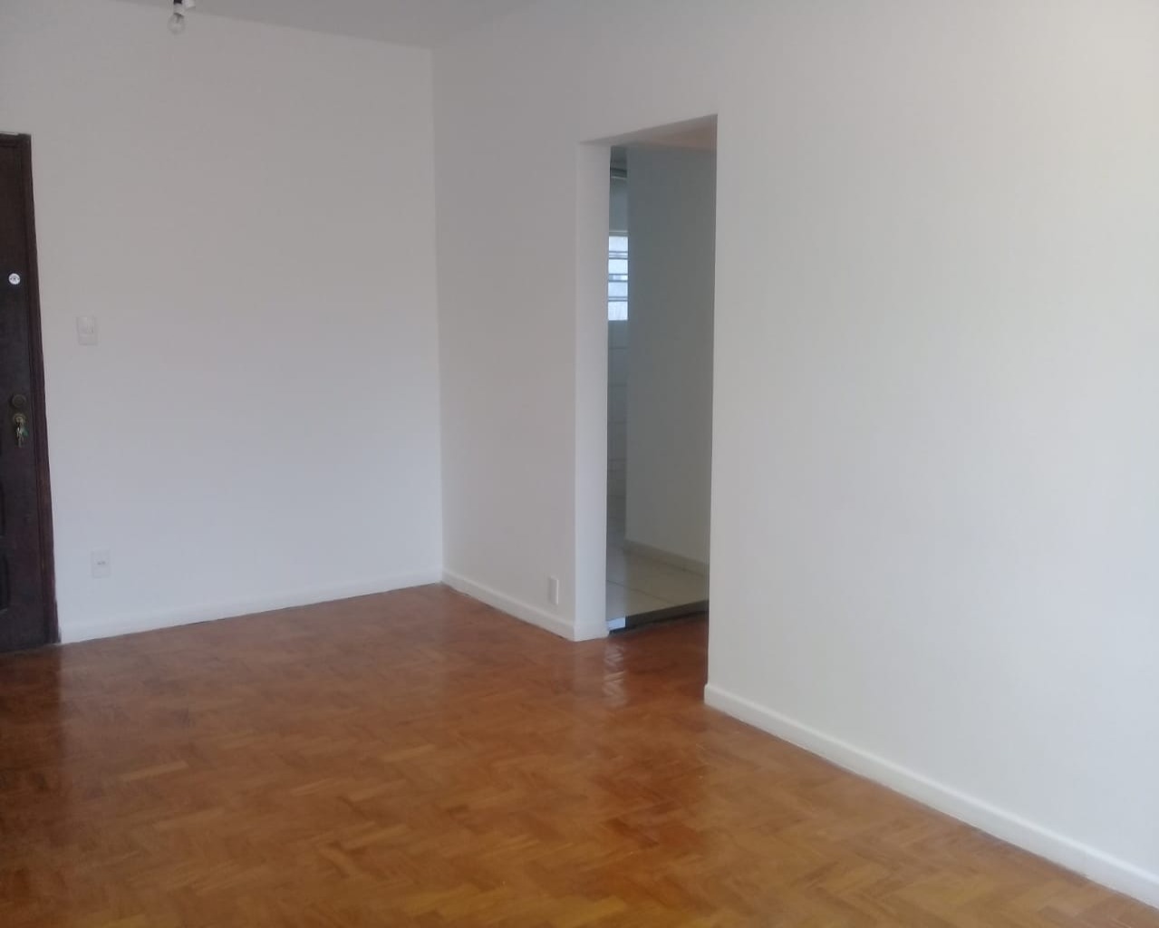 Apartamento para alugar com 2 quartos, 89m² - Foto 10