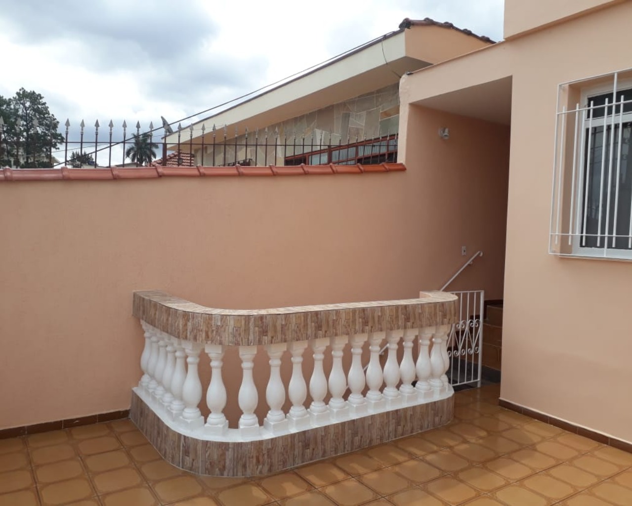 Sobrado à venda com 3 quartos, 150m² - Foto 1