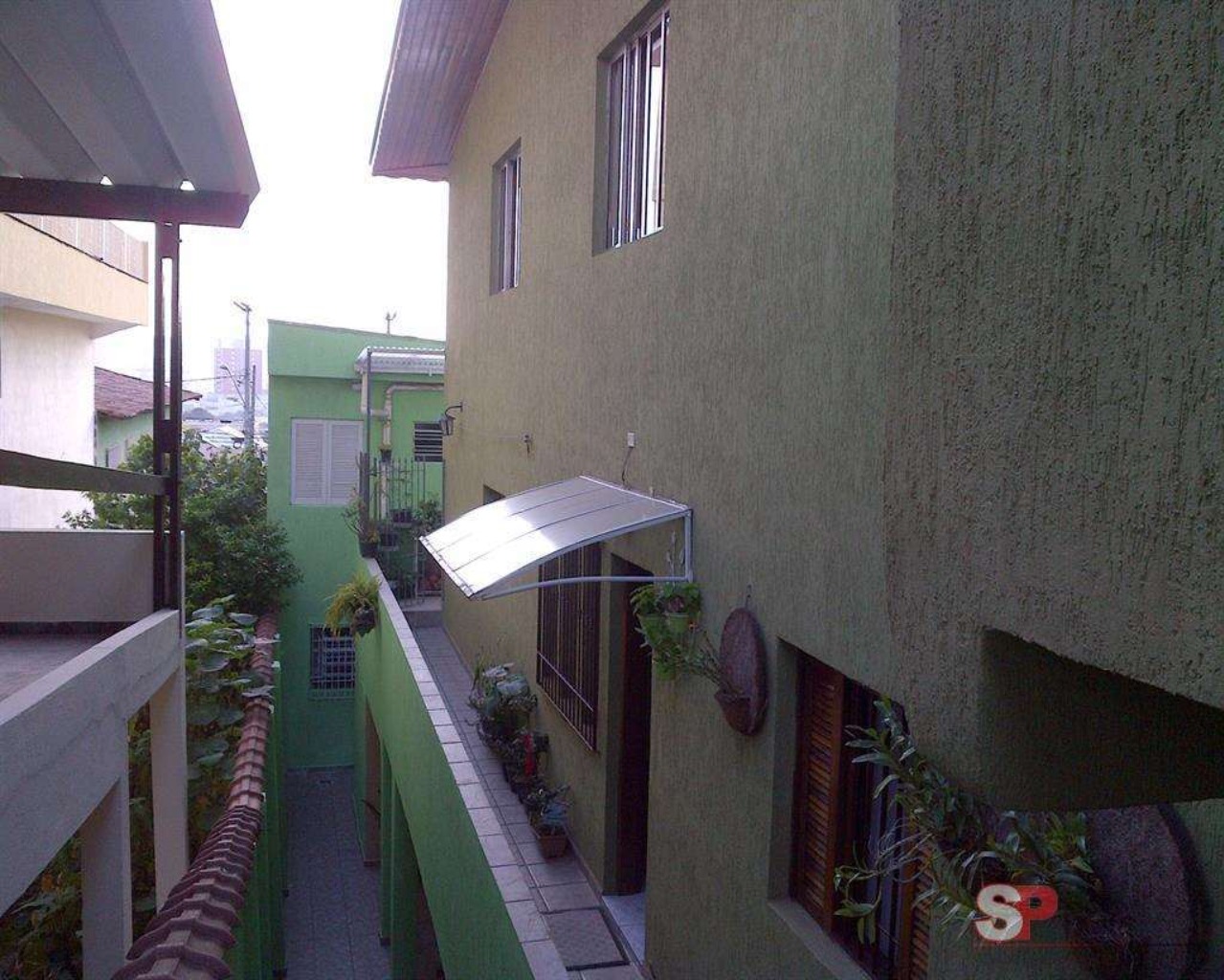 Sobrado à venda com 6 quartos, 300m² - Foto 1