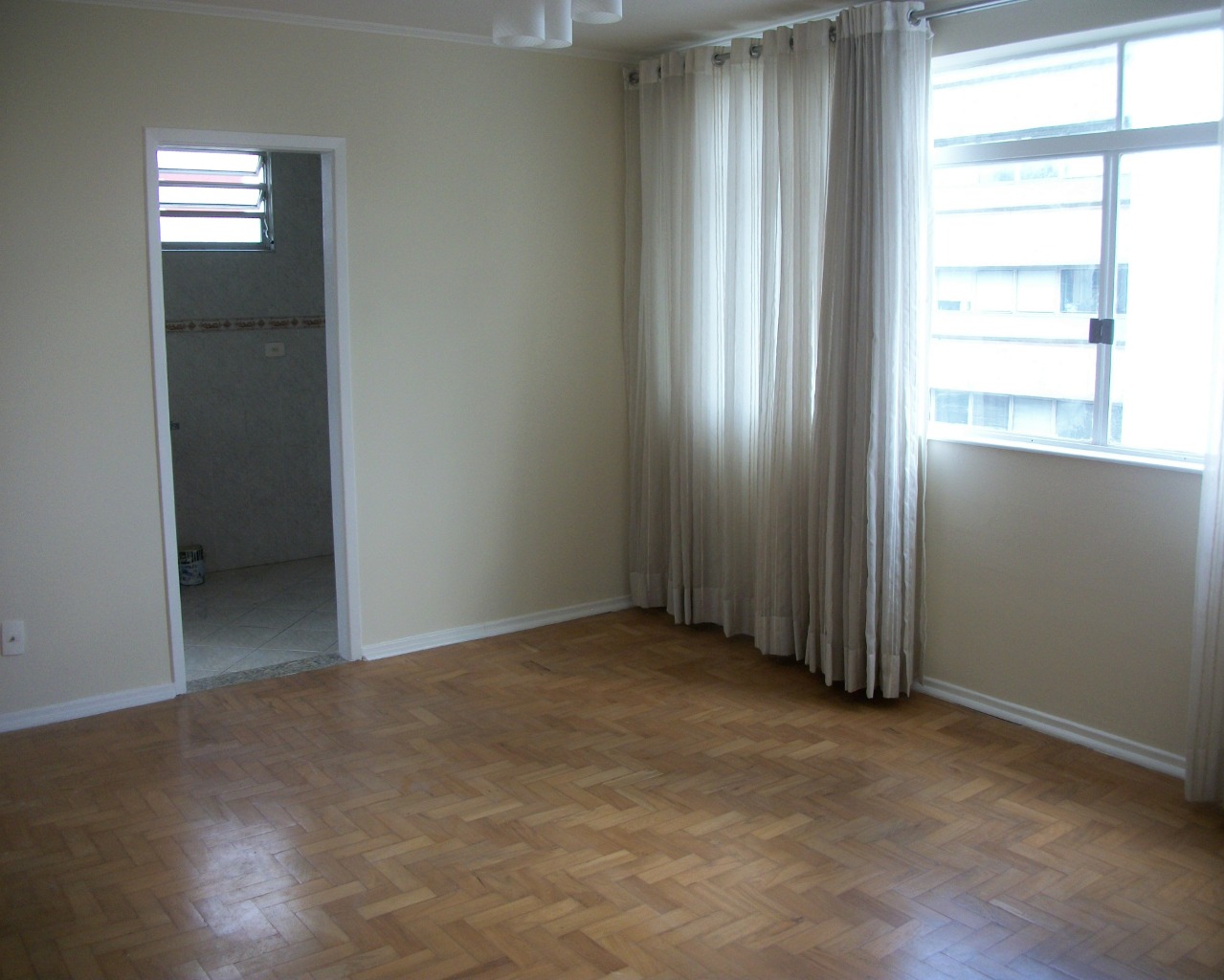 Apartamento para alugar com 1 quarto, 60m² - Foto 1