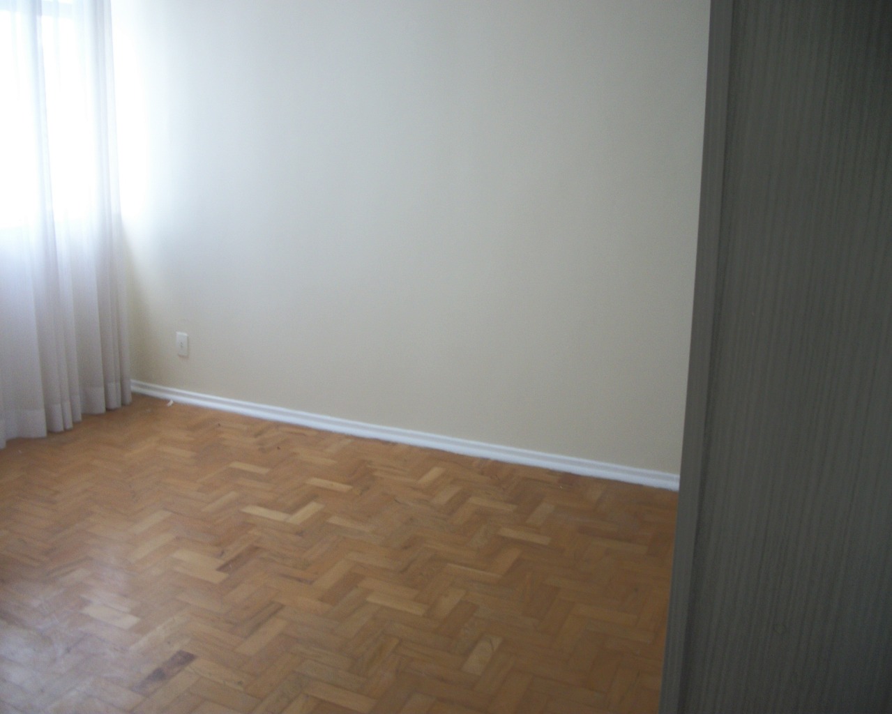 Apartamento para alugar com 1 quarto, 60m² - Foto 14