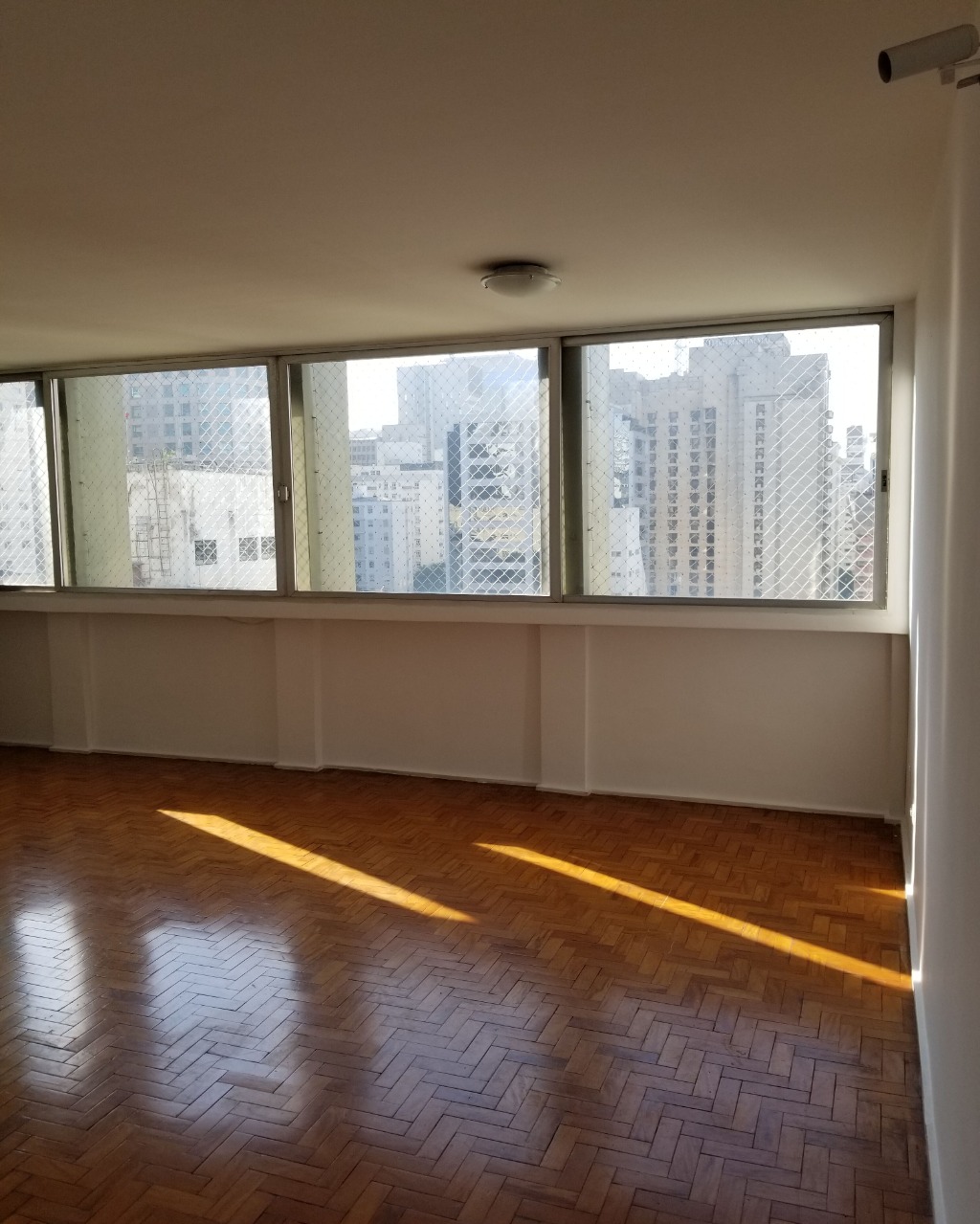 Apartamento à venda com 3 quartos, 118m² - Foto 1