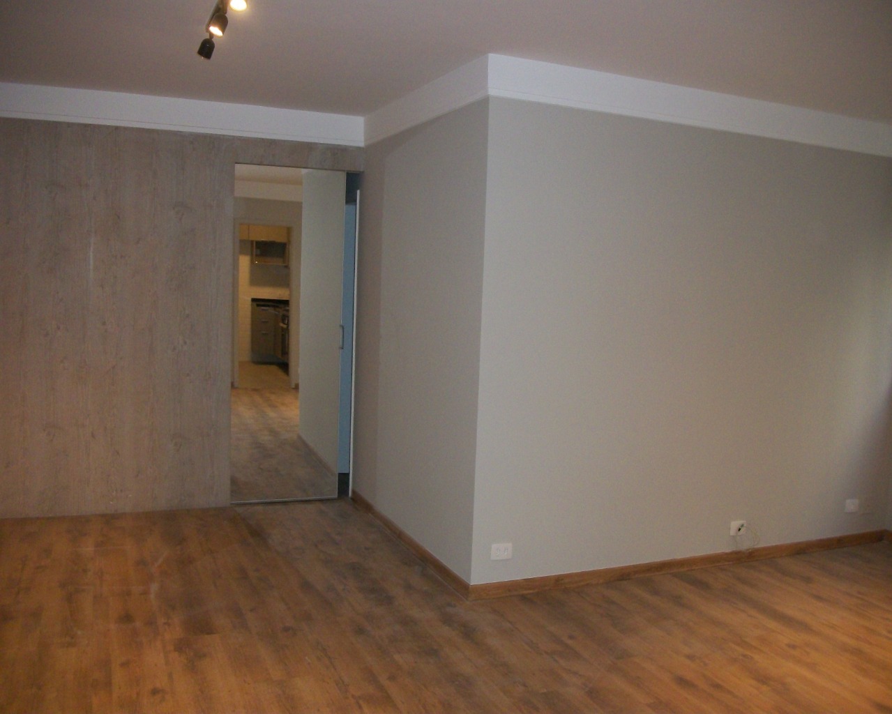 Apartamento para alugar com 2 quartos, 70m² - Foto 1