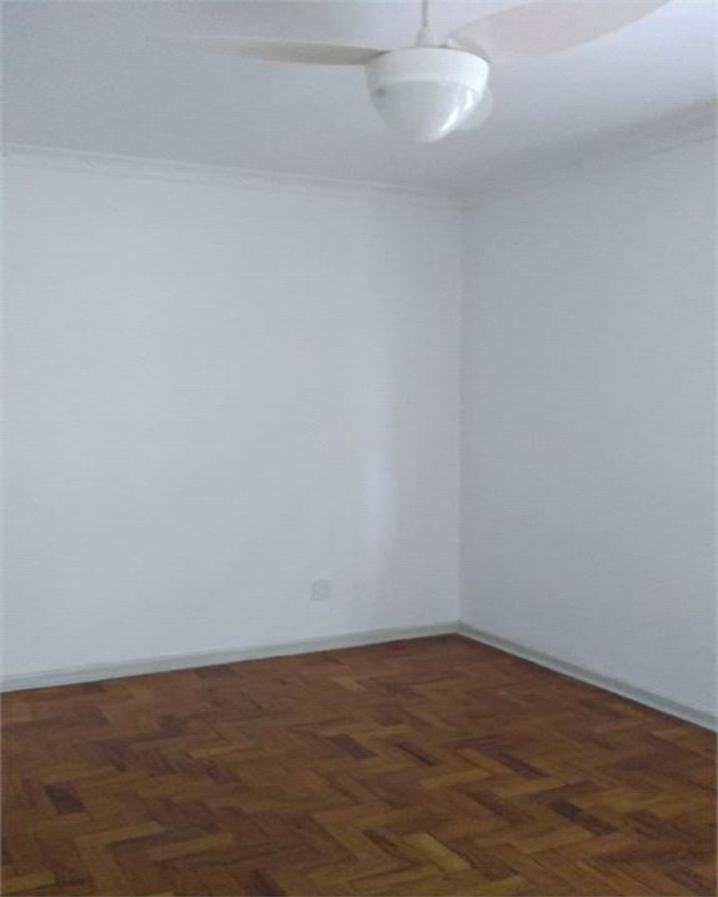 Apartamento para alugar com 2 quartos, 87m² - Foto 11