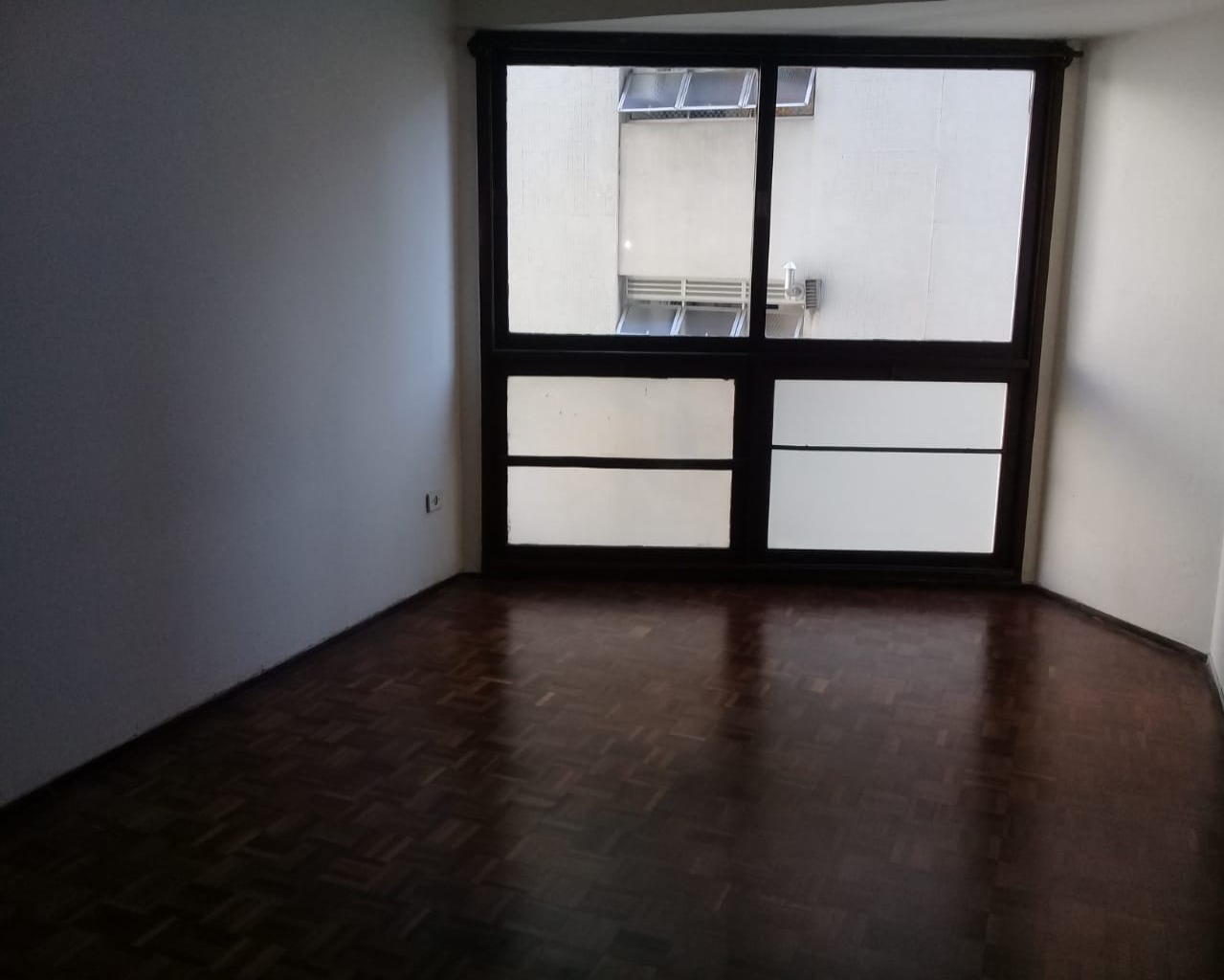 Apartamento para alugar com 1 quarto, 50m² - Foto 4