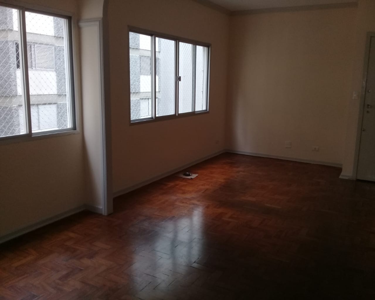 Apartamento para alugar com 3 quartos, 120m² - Foto 1