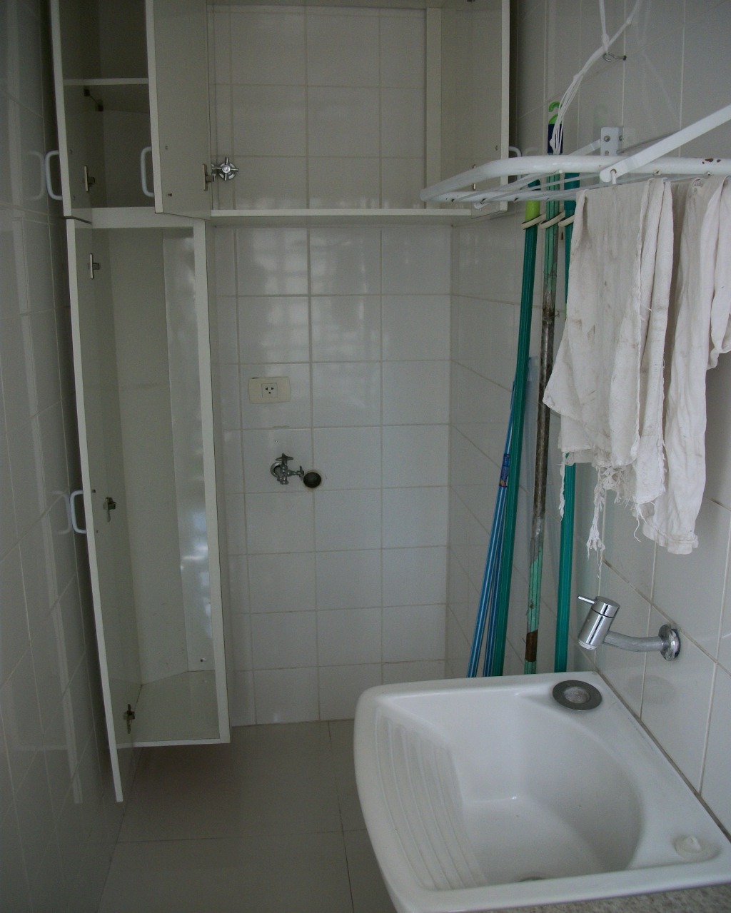 Apartamento para alugar com 2 quartos, 65m² - Foto 9