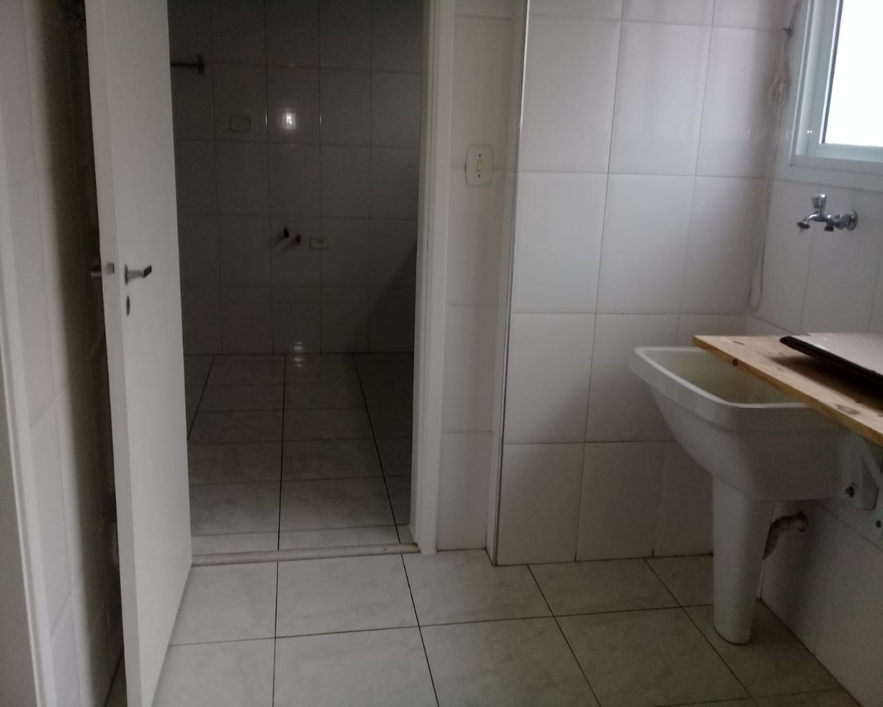 Apartamento para alugar com 3 quartos, 130m² - Foto 6