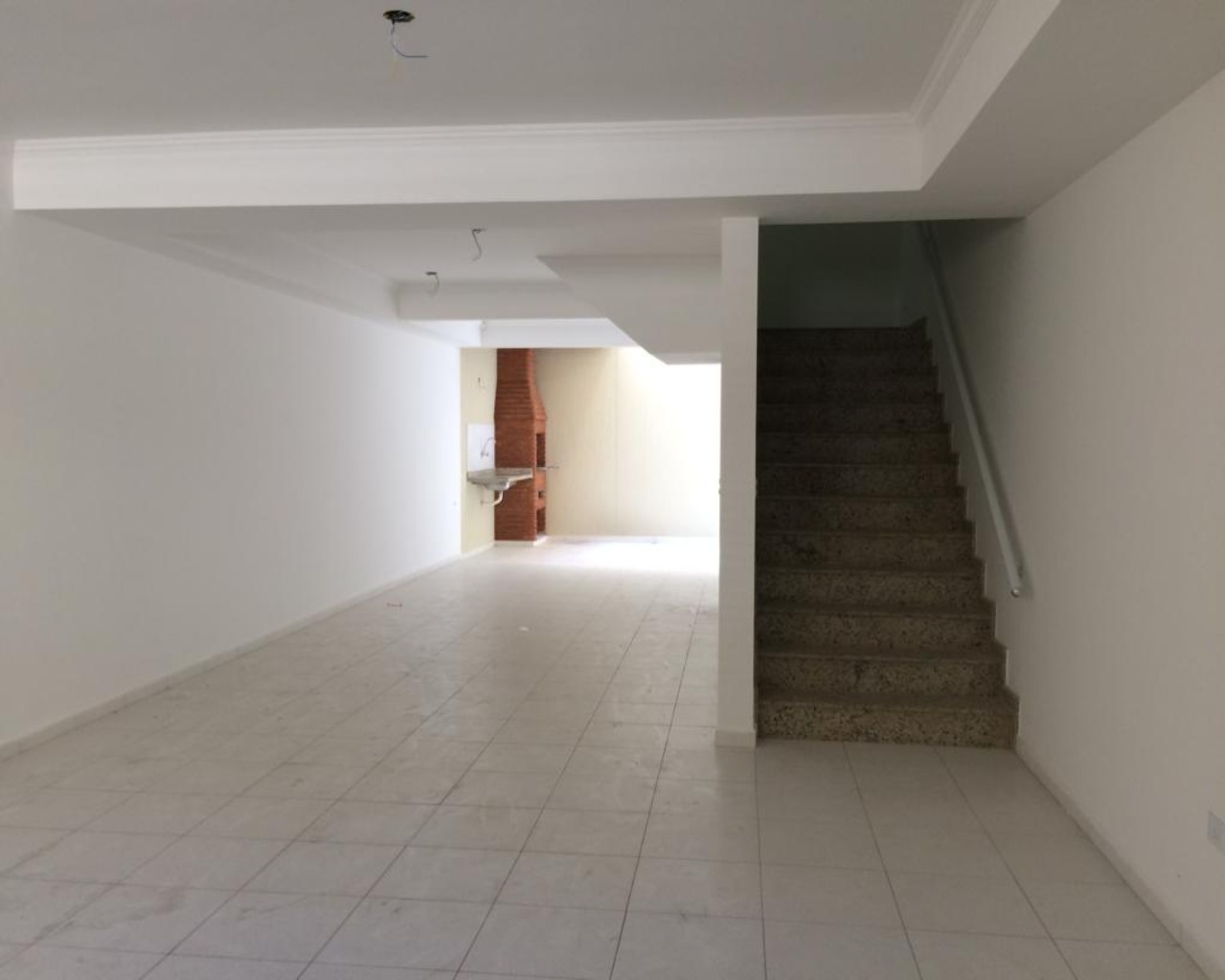 Sobrado à venda com 3 quartos, 152m² - Foto 2