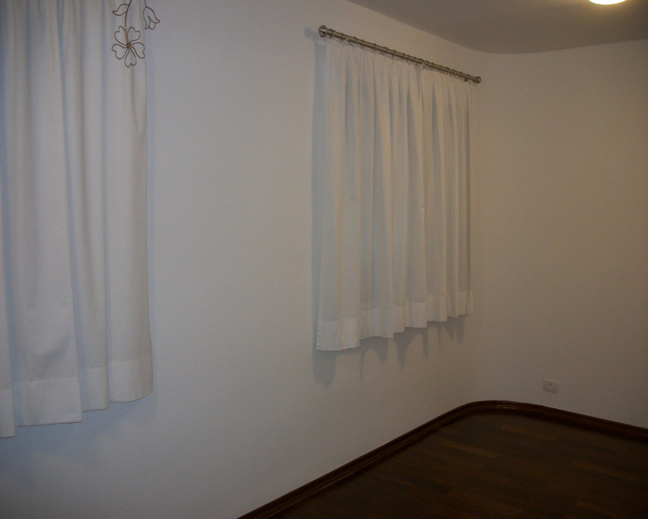 Apartamento para alugar com 1 quarto, 55m² - Foto 2