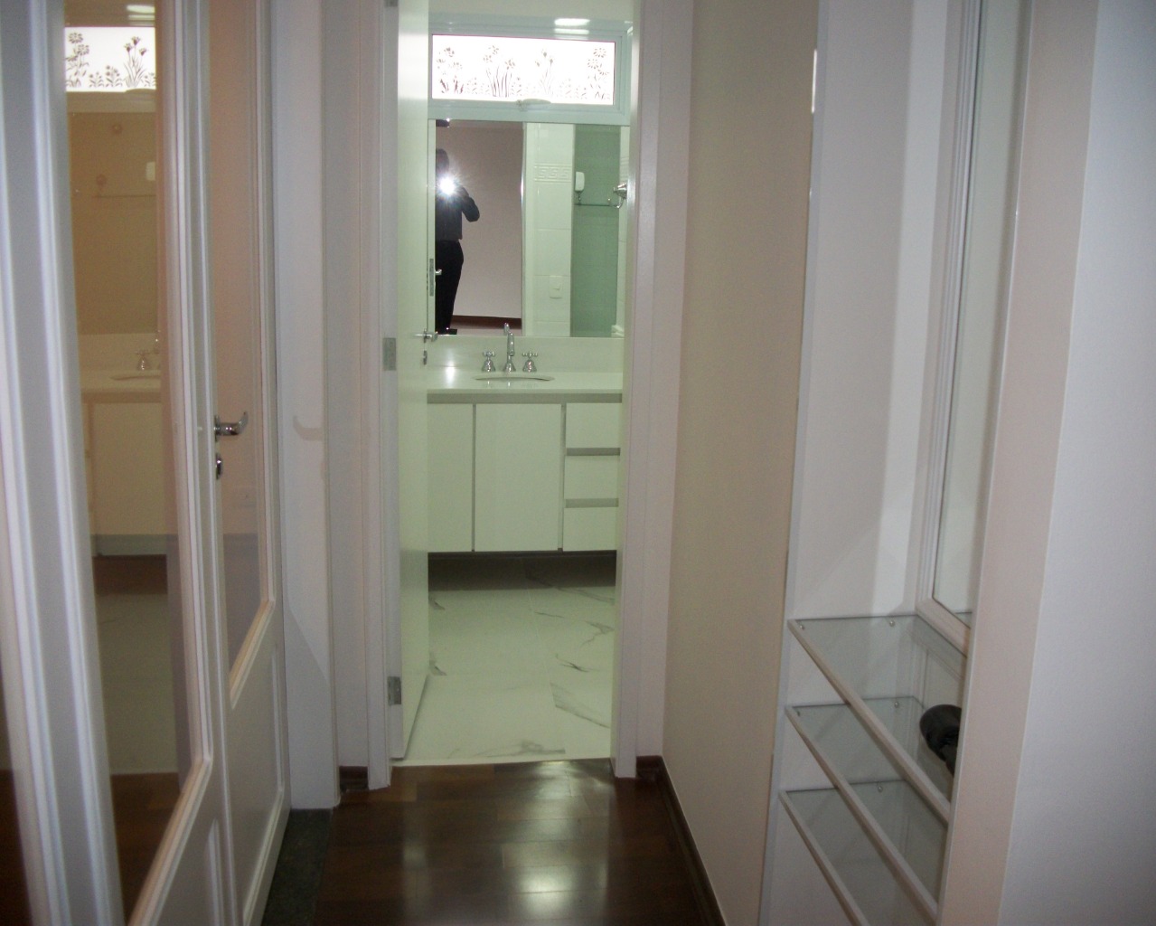 Apartamento para alugar com 1 quarto, 55m² - Foto 8