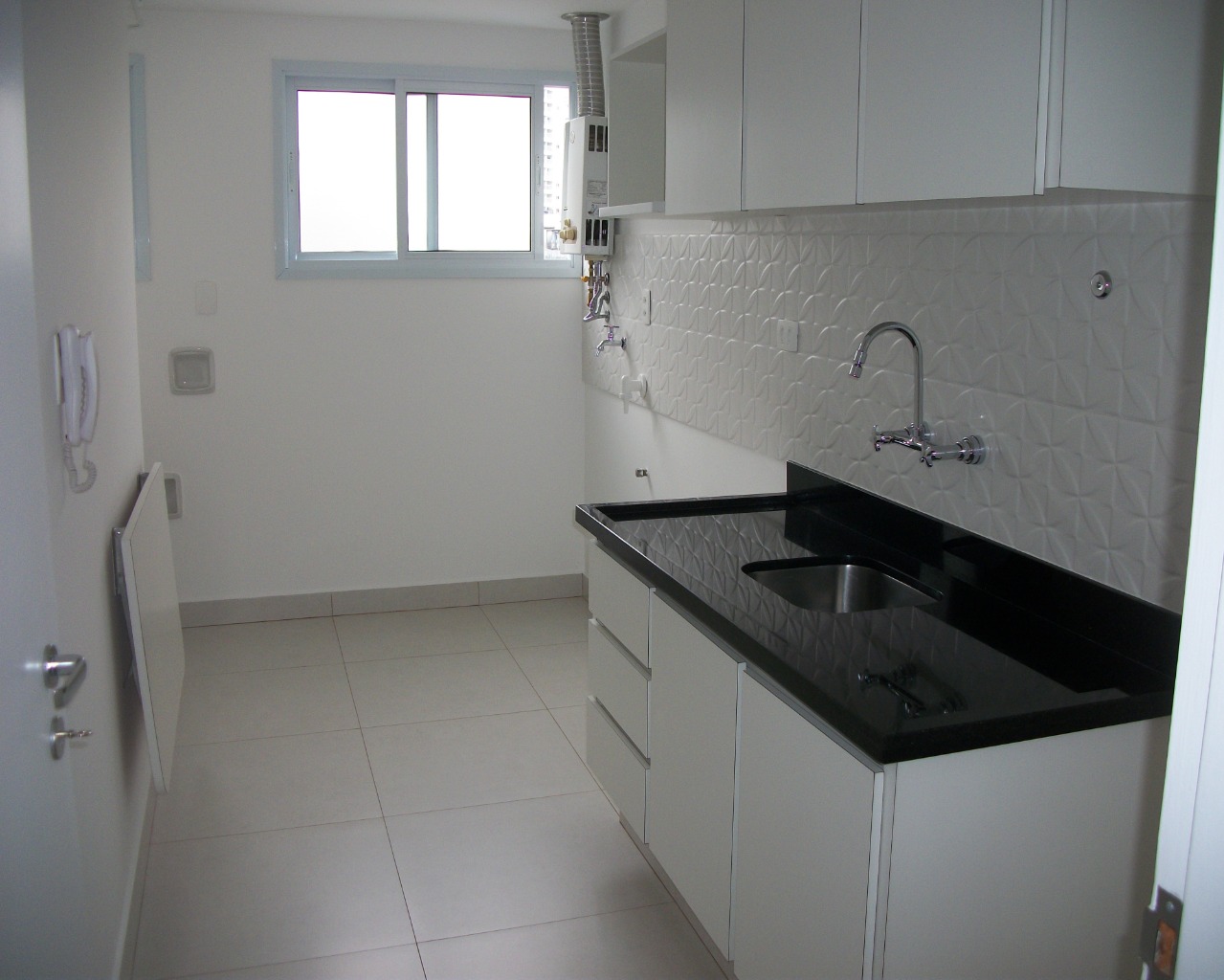 Apartamento para alugar com 1 quarto, 55m² - Foto 16