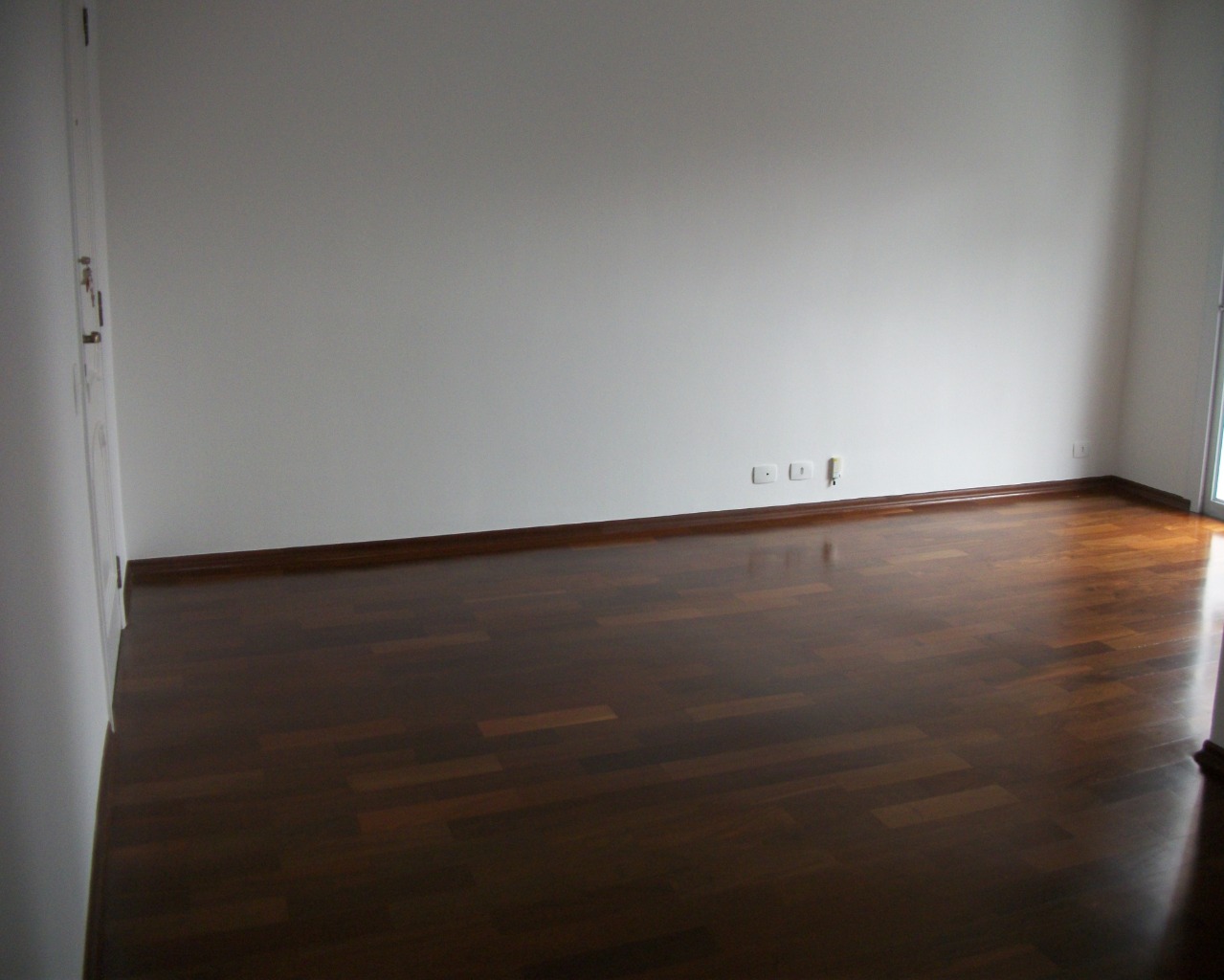 Apartamento para alugar com 1 quarto, 55m² - Foto 22