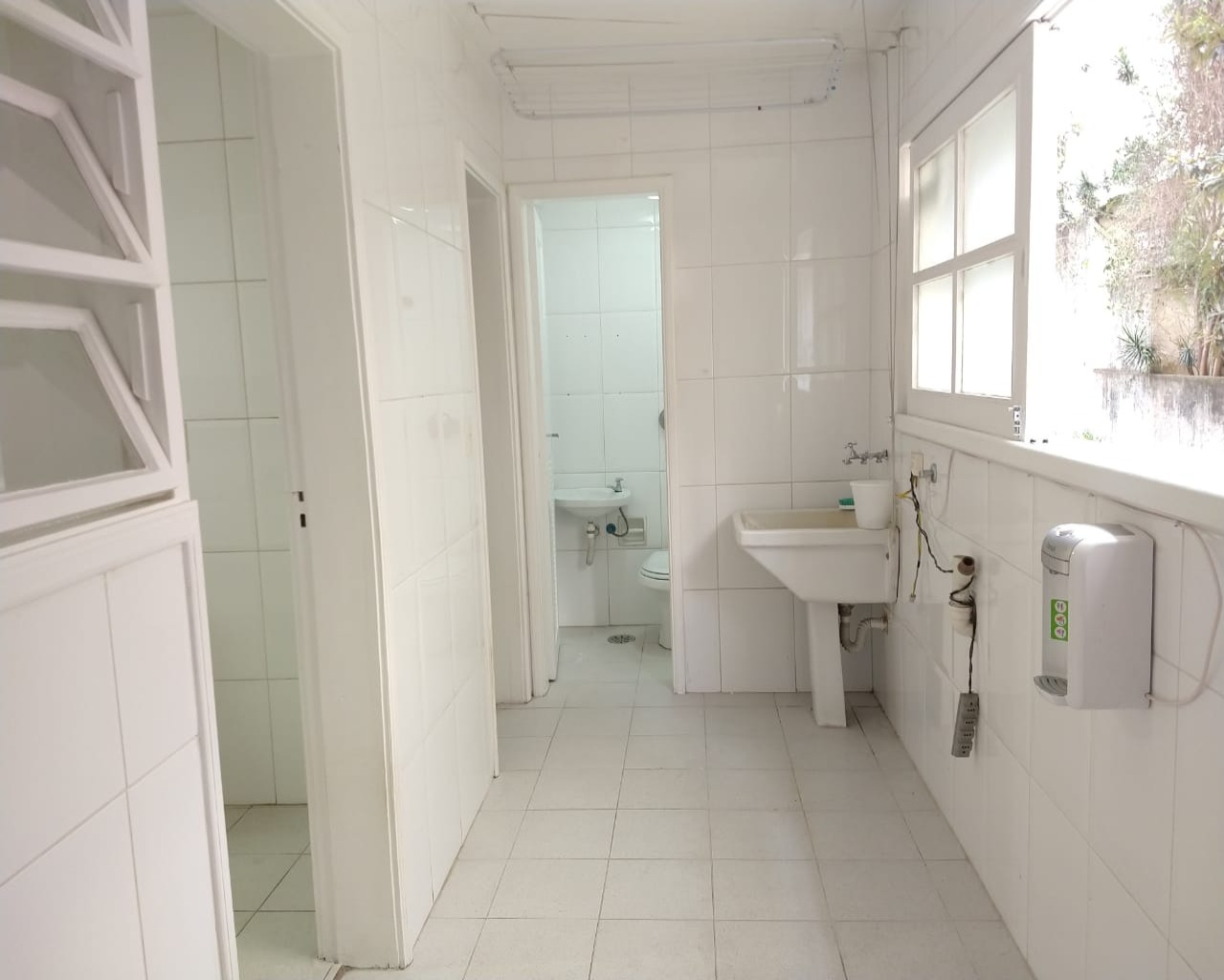 Apartamento para alugar com 4 quartos, 180m² - Foto 11