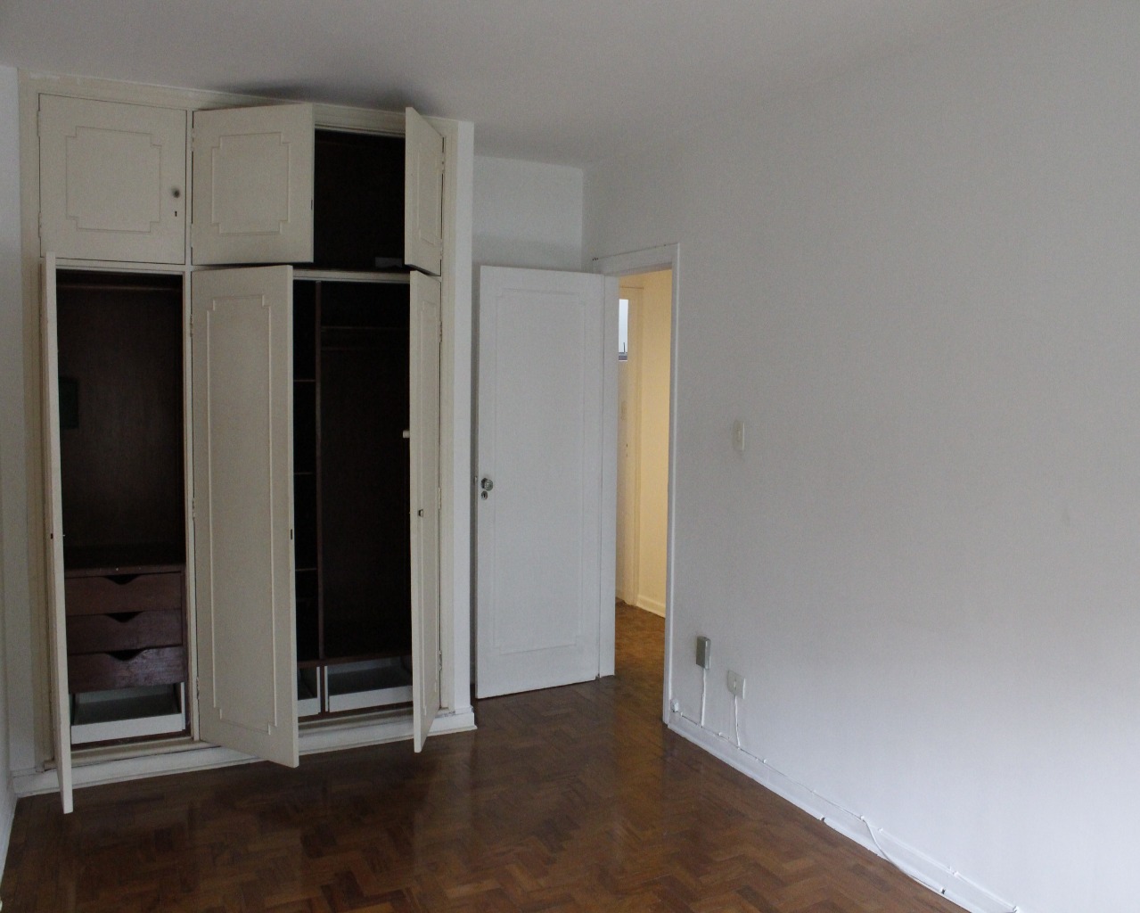 Apartamento para alugar com 3 quartos, 178m² - Foto 23