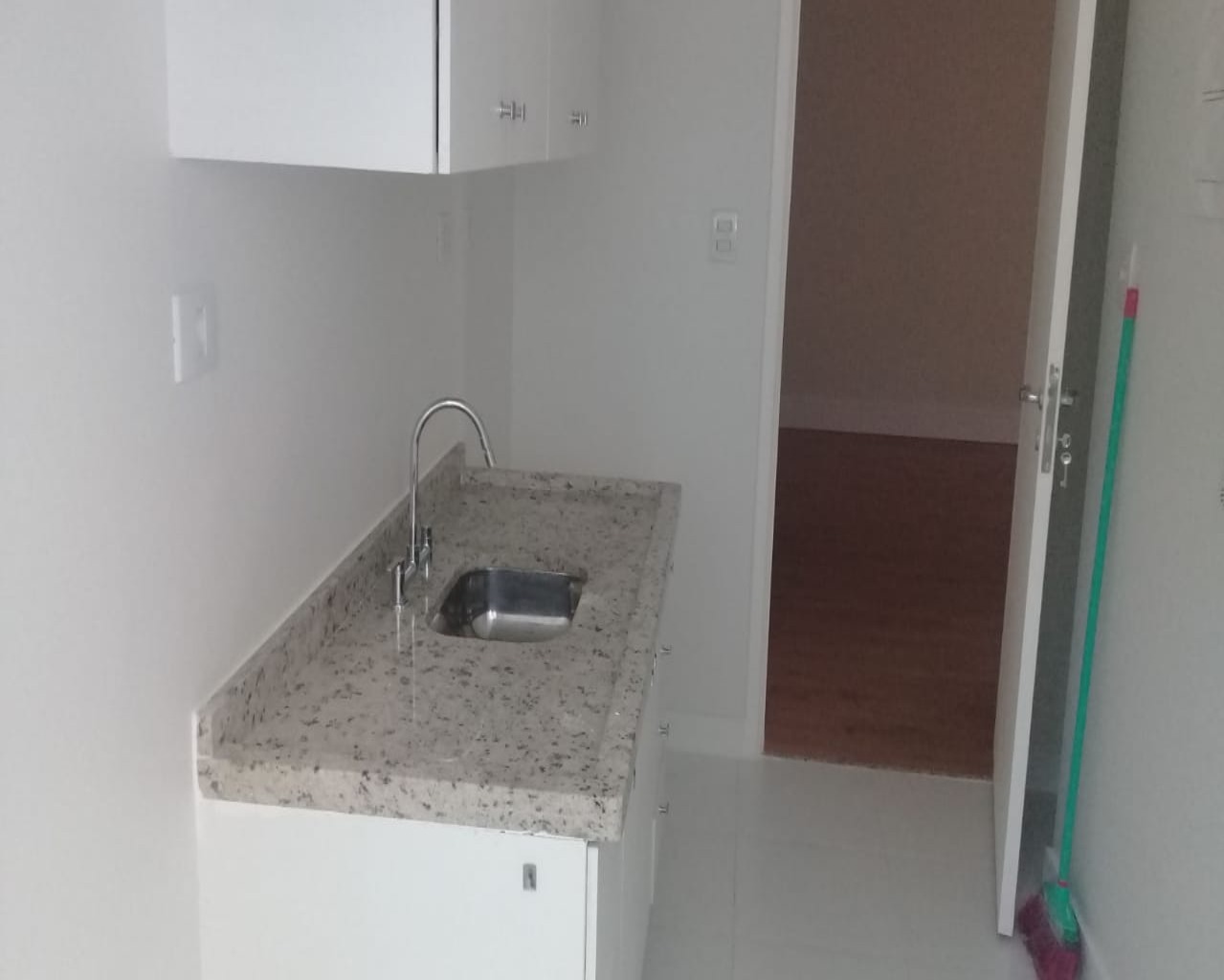 Apartamento para alugar com 2 quartos, 58m² - Foto 2