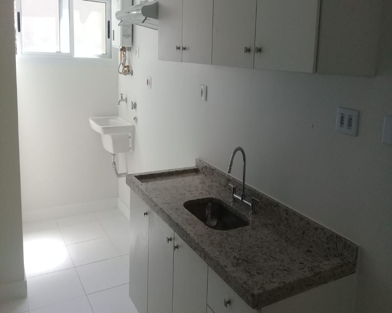 Apartamento para alugar com 2 quartos, 58m² - Foto 17