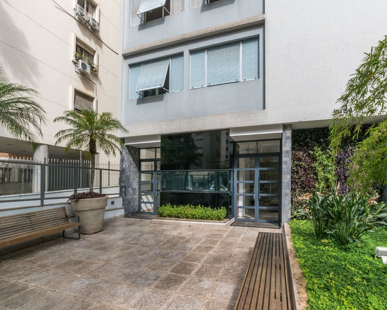 Apartamento à venda com 3 quartos, 140m² - Foto 12