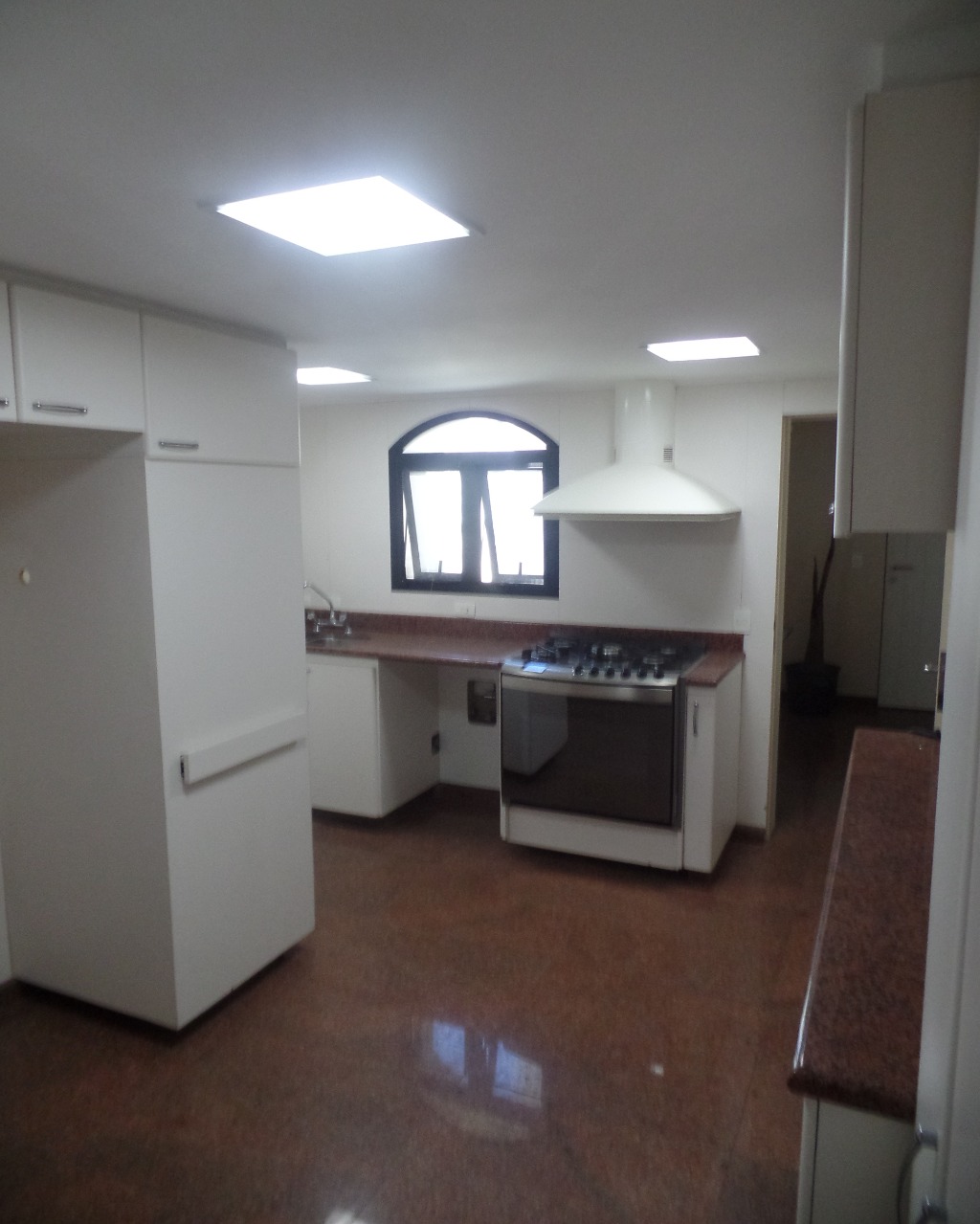 Apartamento para alugar com 3 quartos, 258m² - Foto 47