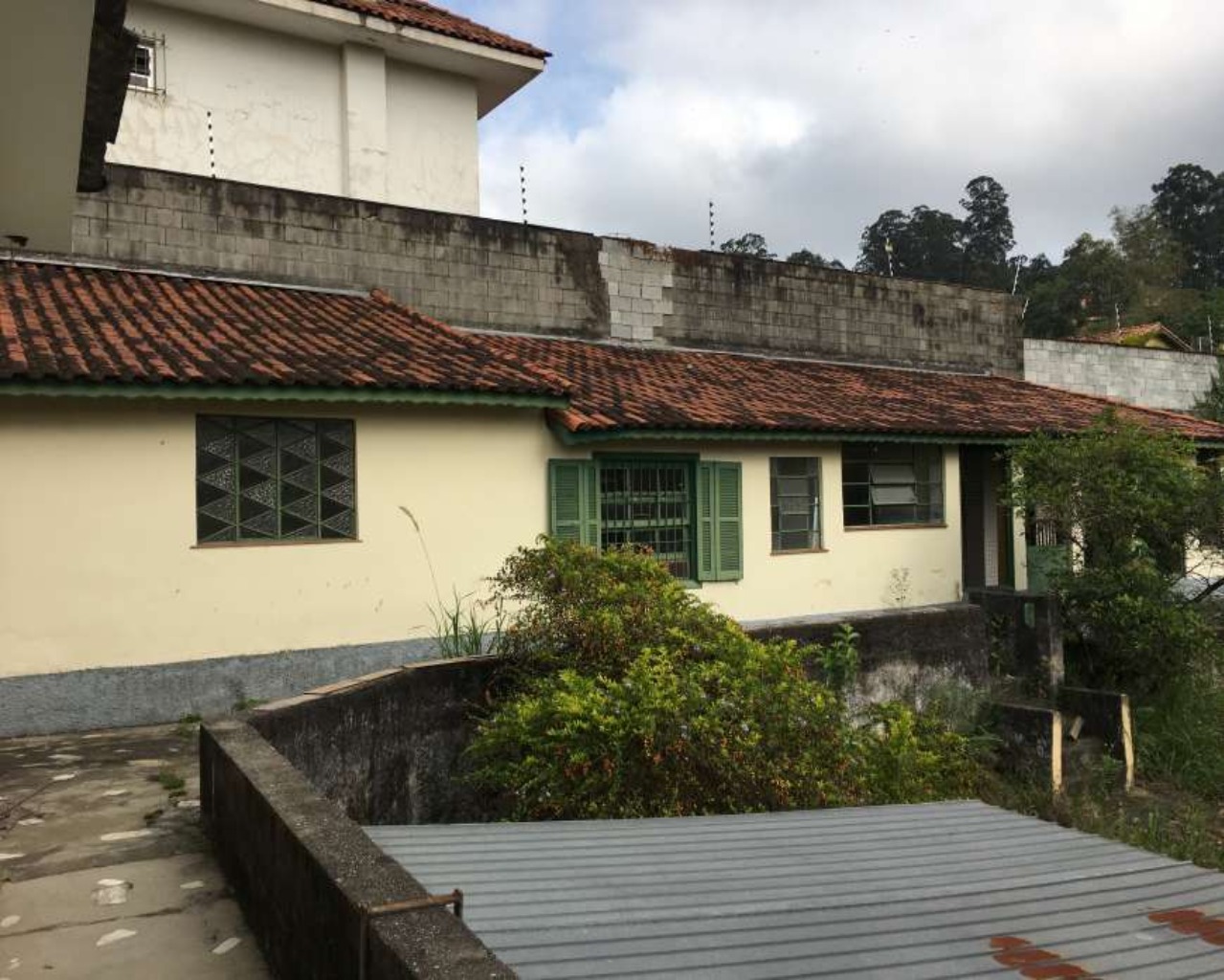 Casa à venda com 4 quartos, 950m² - Foto 1