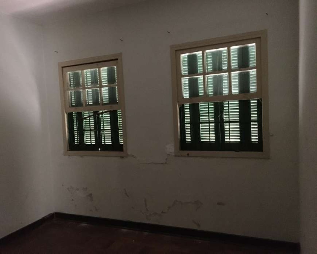 Casa à venda com 4 quartos, 950m² - Foto 15