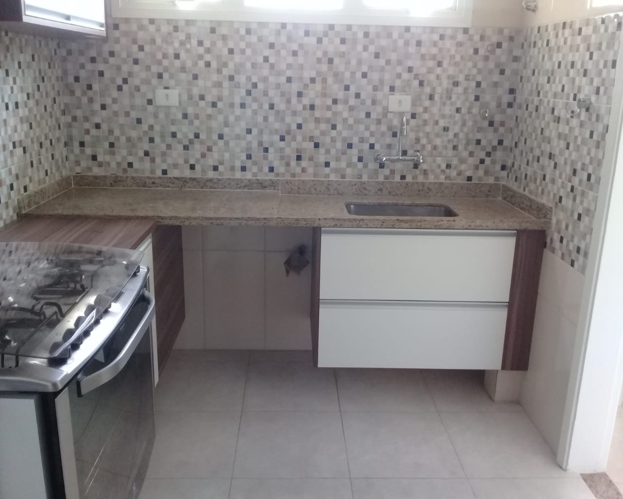 Apartamento para alugar com 3 quartos, 130m² - Foto 3